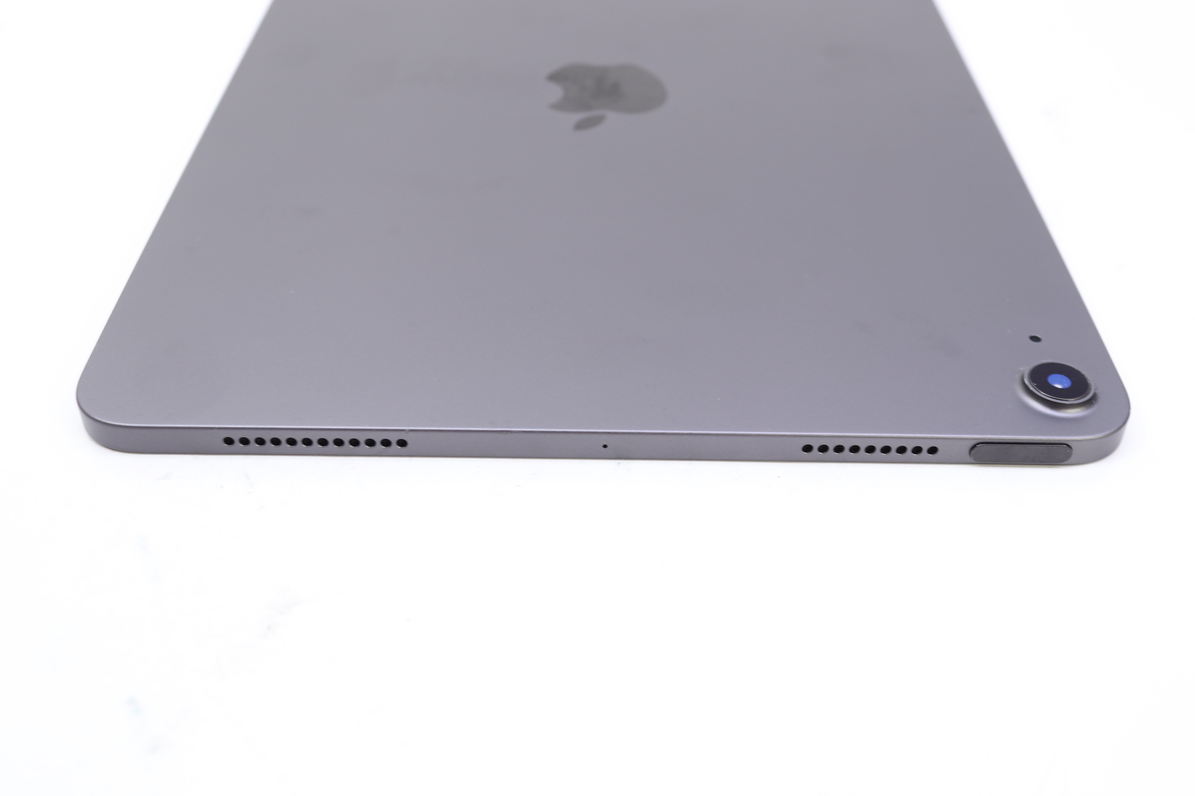 Apple iPad Air MYFM2LL/A 4th Gen 10.9-Inch Wi-Fi 64GB Space Gray