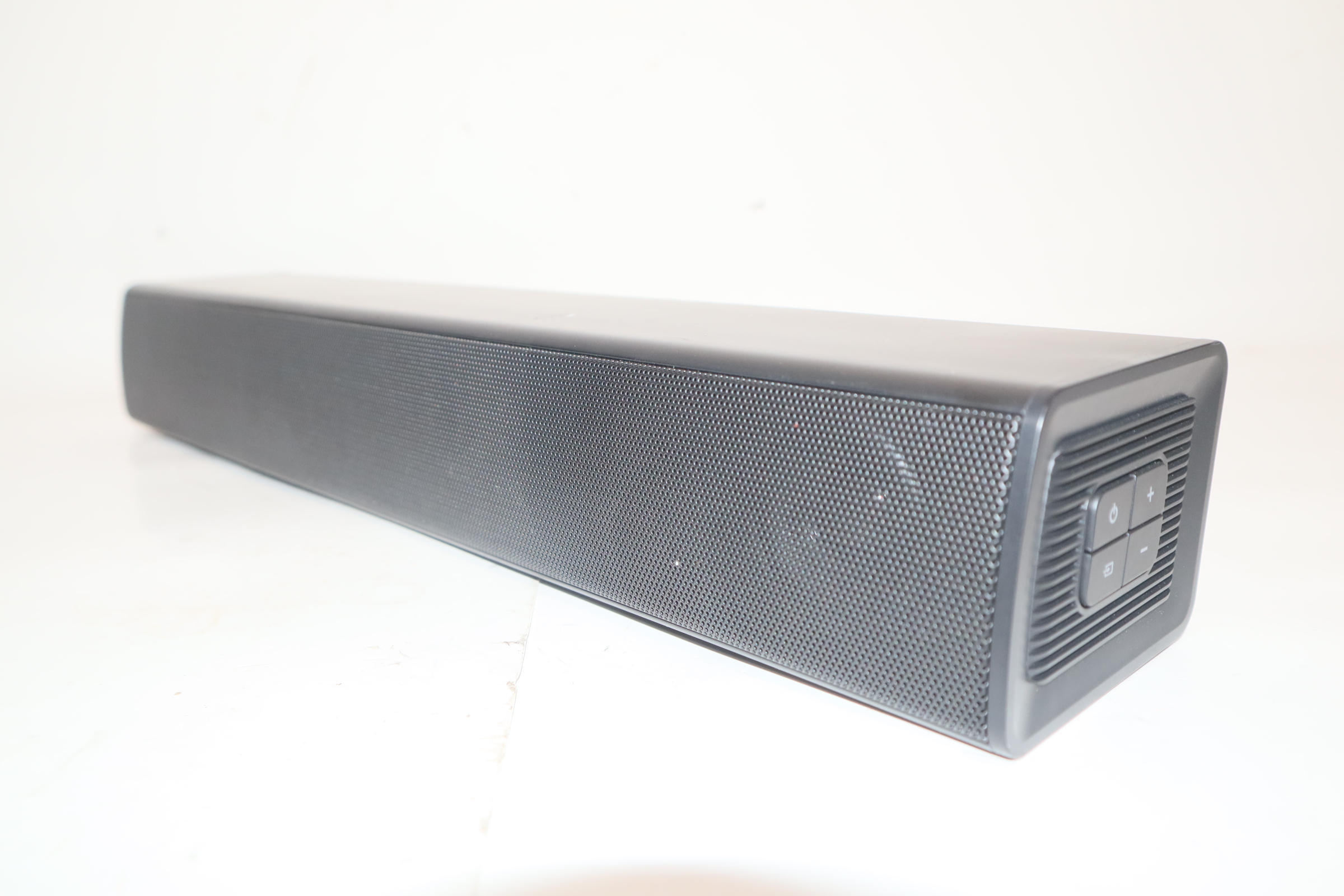 Insignia NSHMSB20 Black 2.0Channel Bluetooth Mini Soundbar 0402