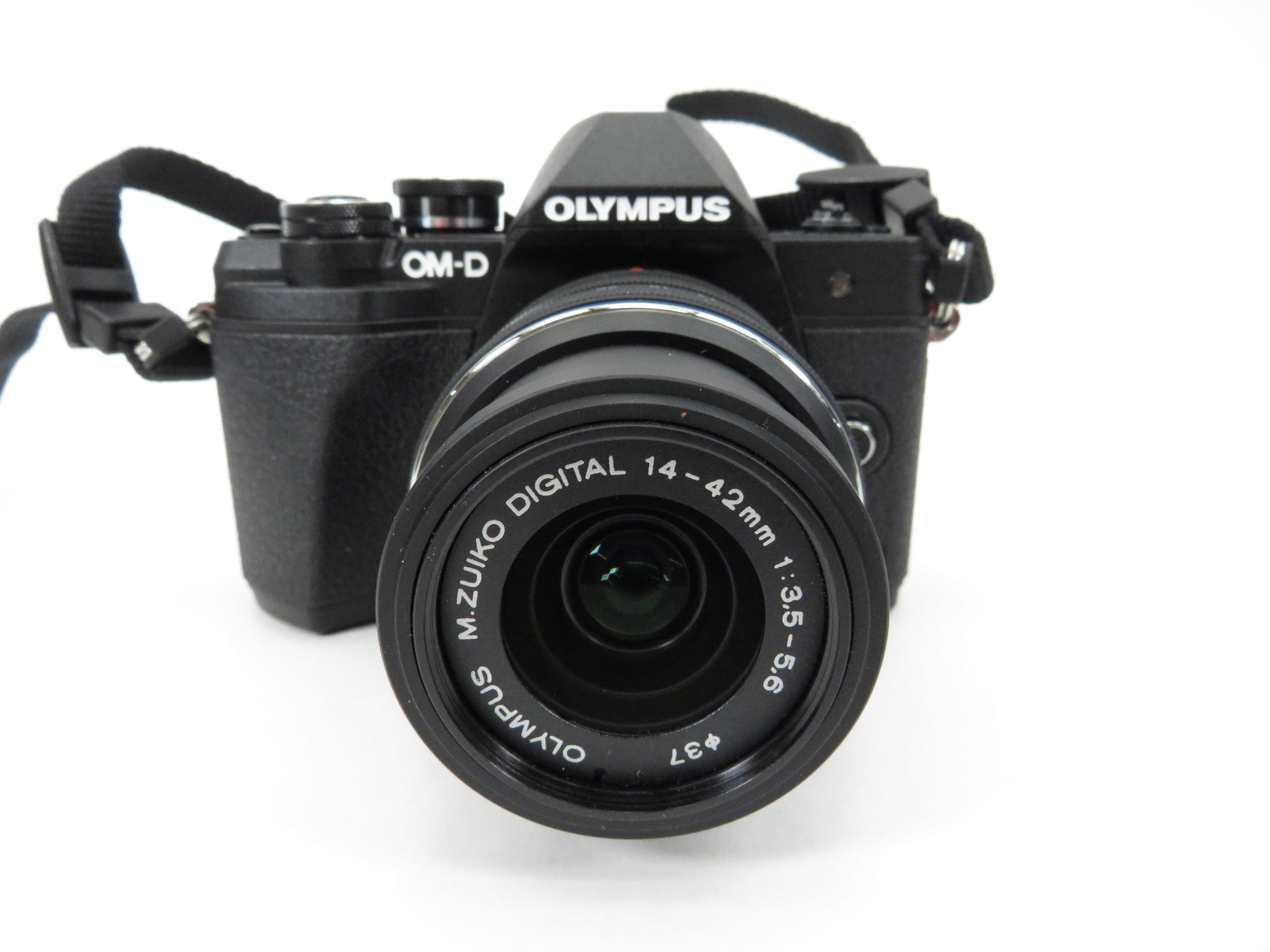 Olympus E-M10 Mark III S 14-42mm f/3.5-5.6 II R Digital Camera IM006
