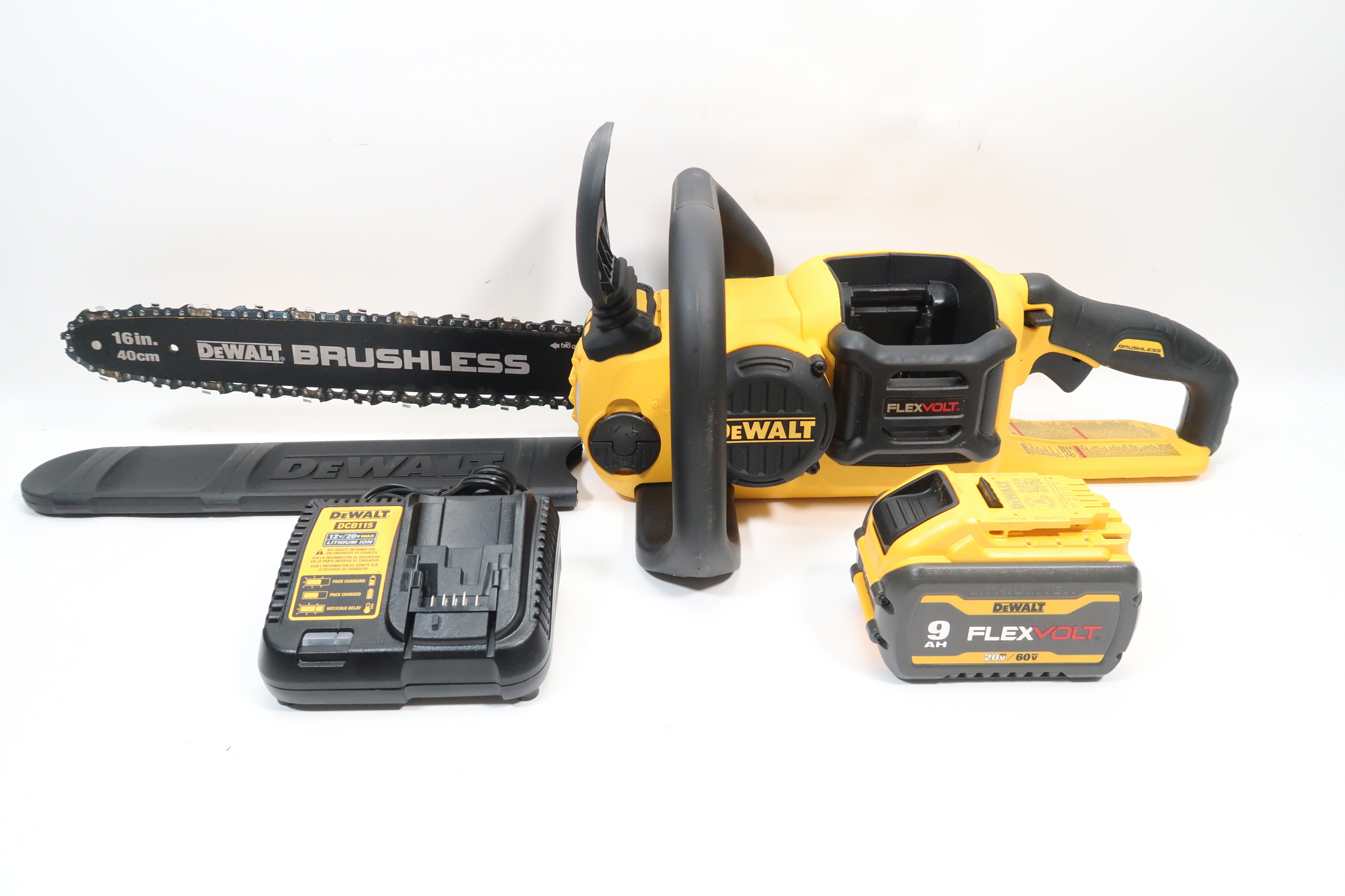 Dewalt chainsaw 60v online battery