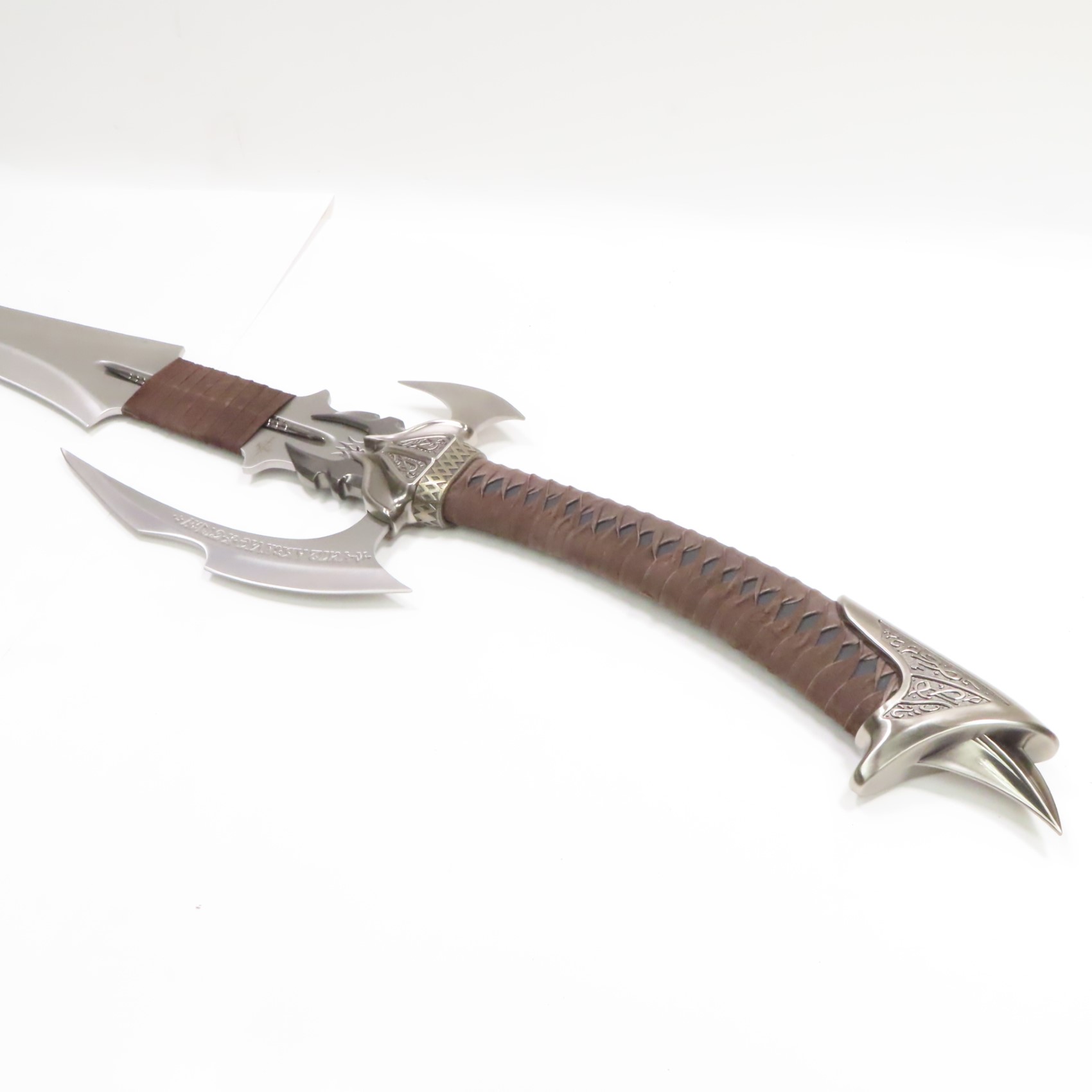 United Cutlery KR0038A Kit Rae Avoloch Mithrodin Sword (Local Pick-Up Only)