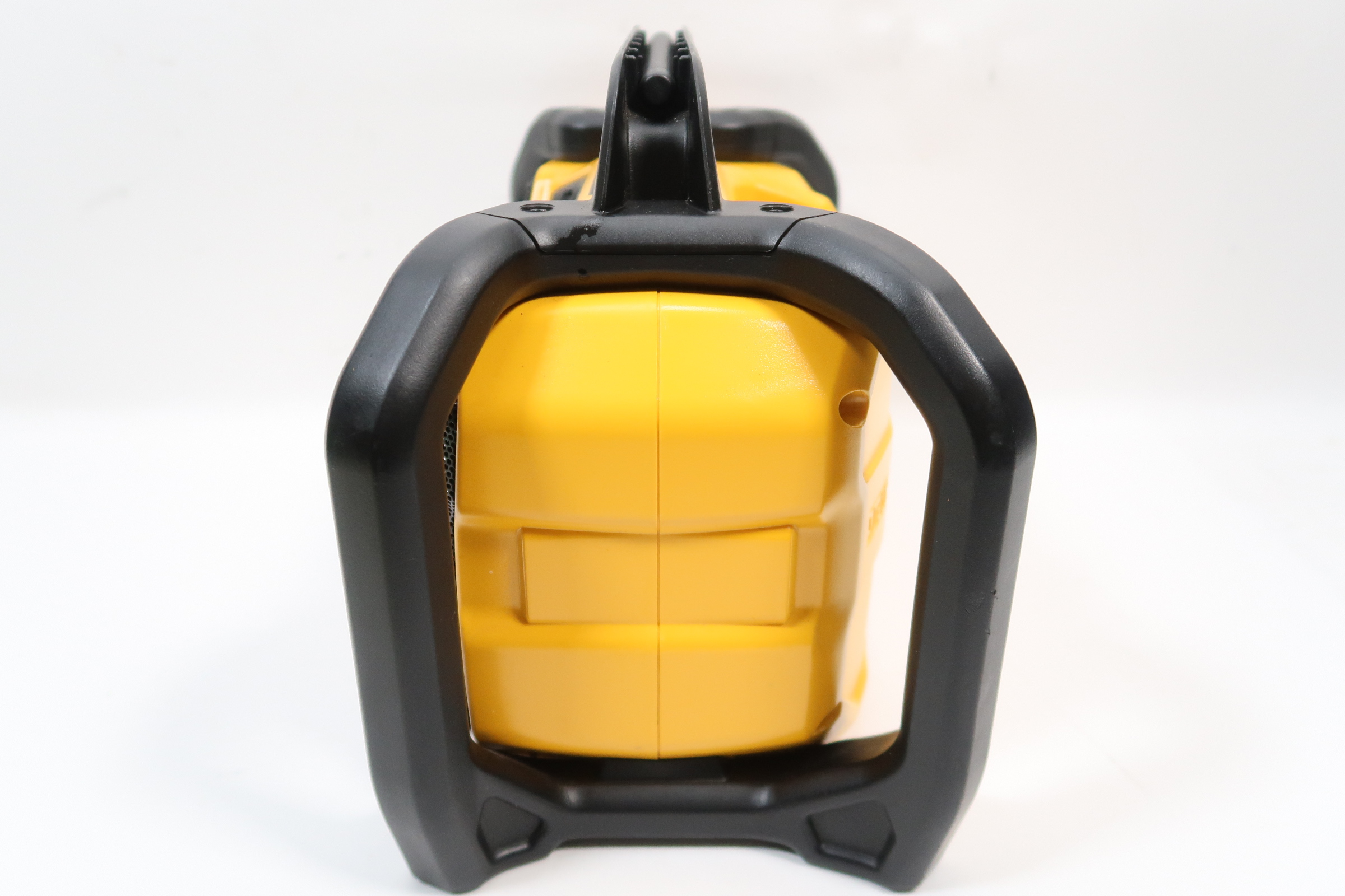 DeWalt DCR028 20V MAX Compact Cordless Bluetooth Radio