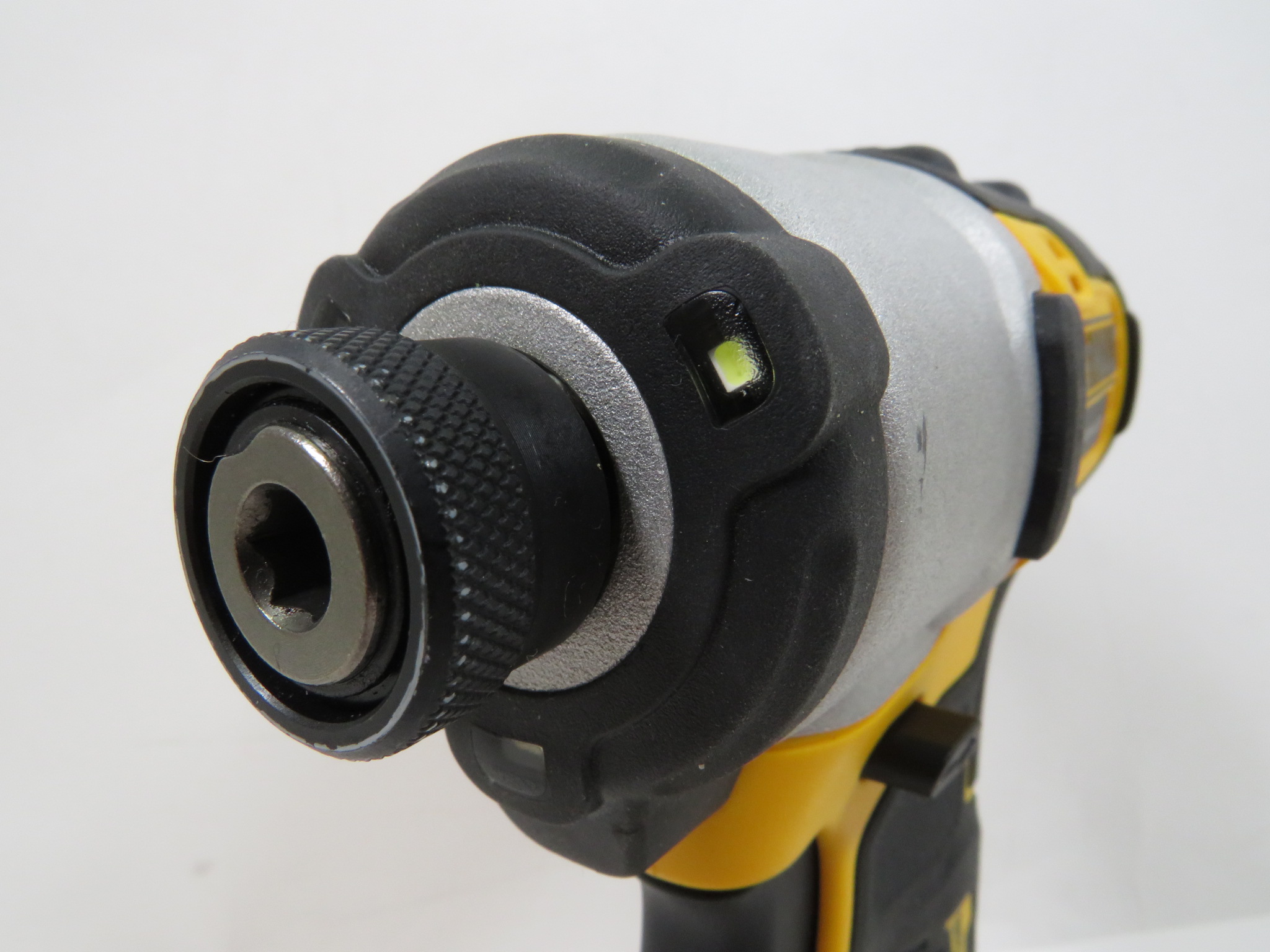 DeWalt DCF840 20V MAX 1/4" Cordless Impact Driver