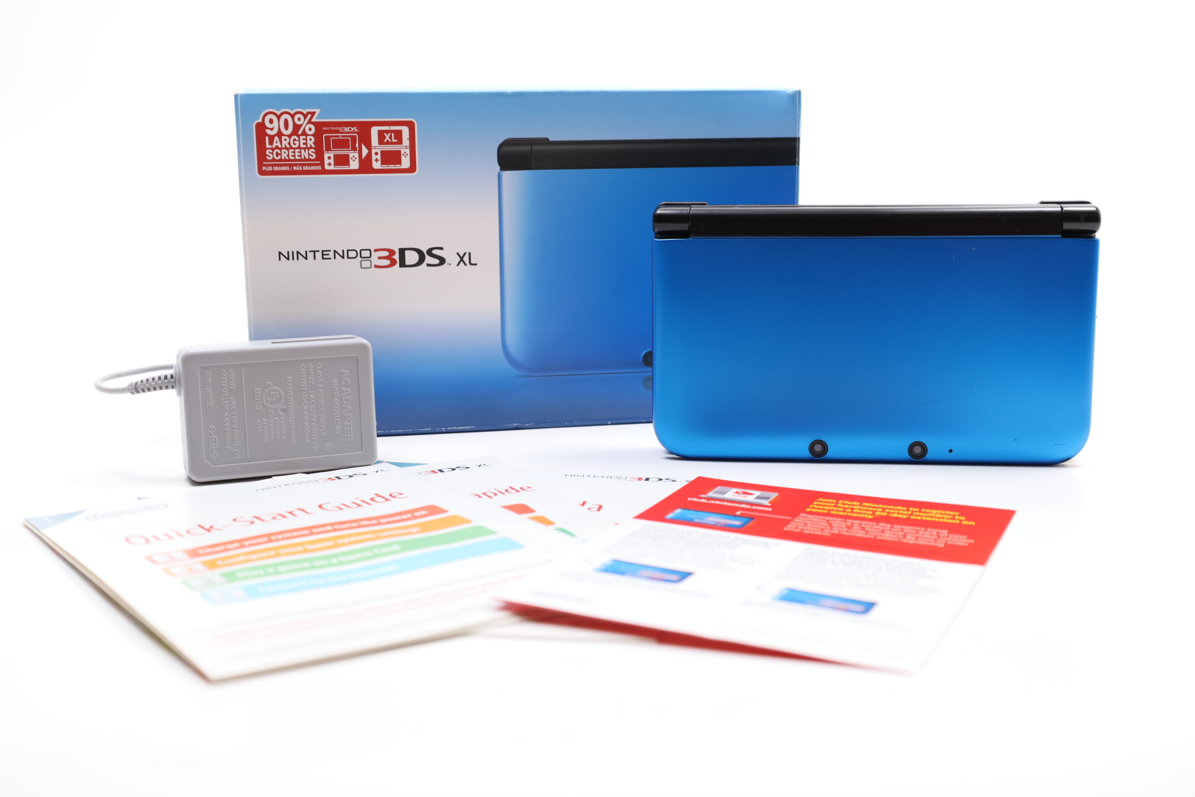 Nintendo 3DS XL SPR001 3D DualScreen Handheld Game System Blue