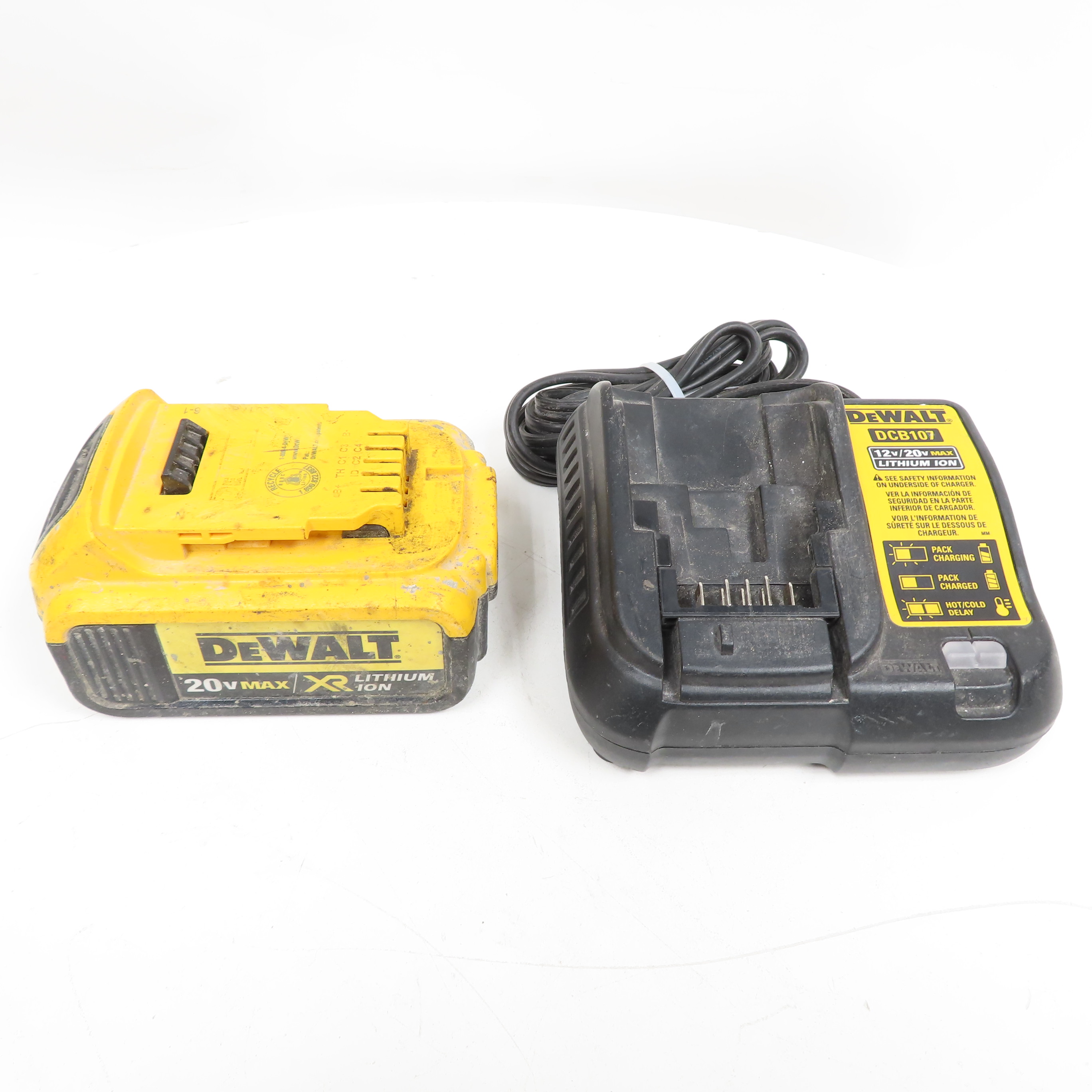 DeWalt DCF890 MAX XR 20V 3/8" Cordless Impact Wrench Kit