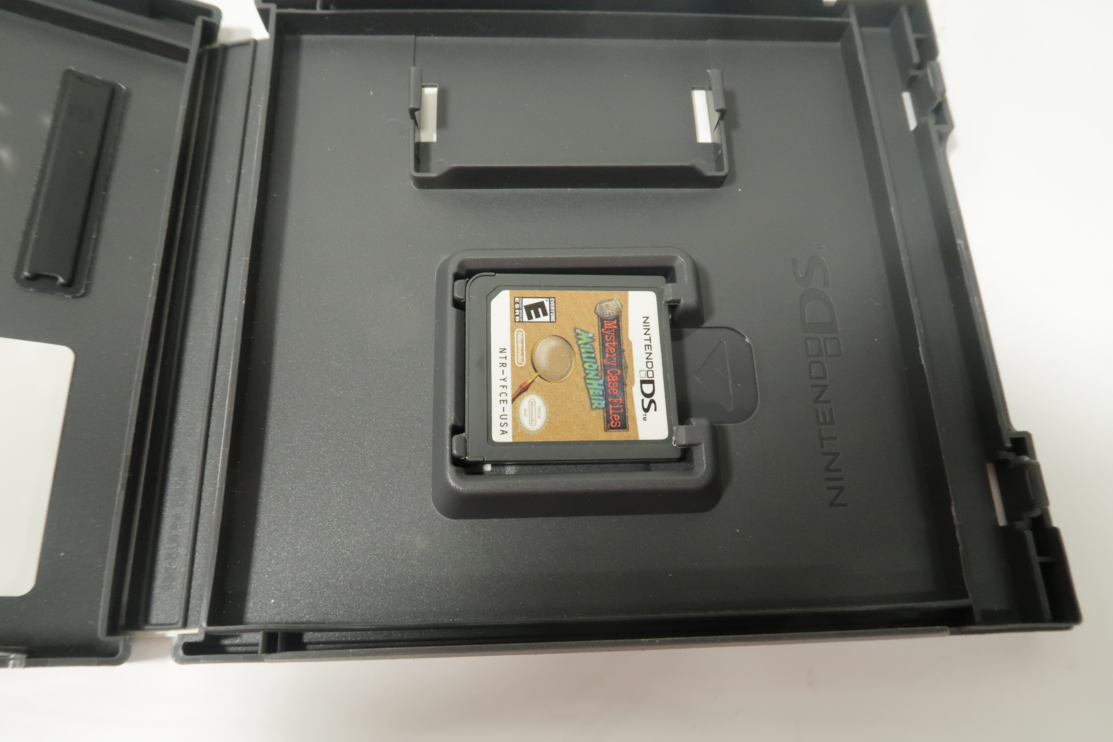 Nintendo CTR001 3D Dual Screen Handheld Portable 3DS 09233