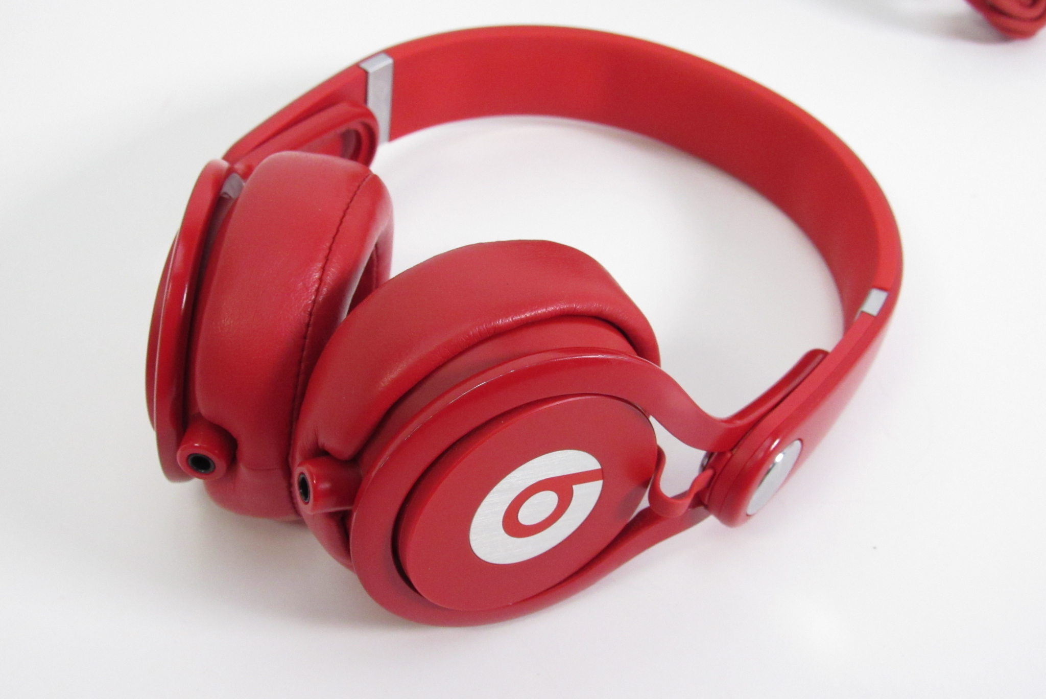 Beats Mixr Wired On-Ear Wired Headphones - Red Beats Mixr Wired On-Ear Wired Headphones - Red