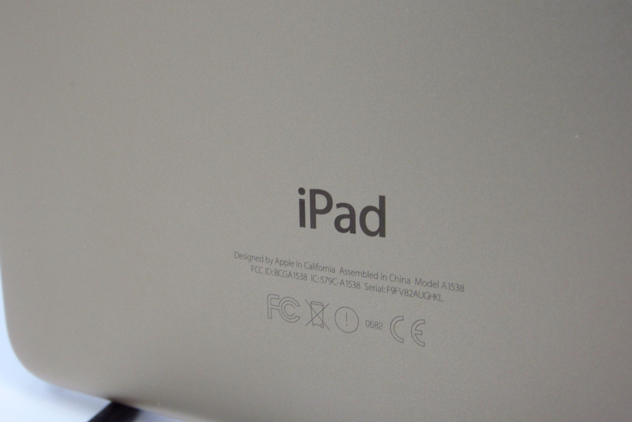 Apple iPad Mini 4 MK9Q2LL/A 128GB 7.9'' Wi-Fi Tablet - Gold