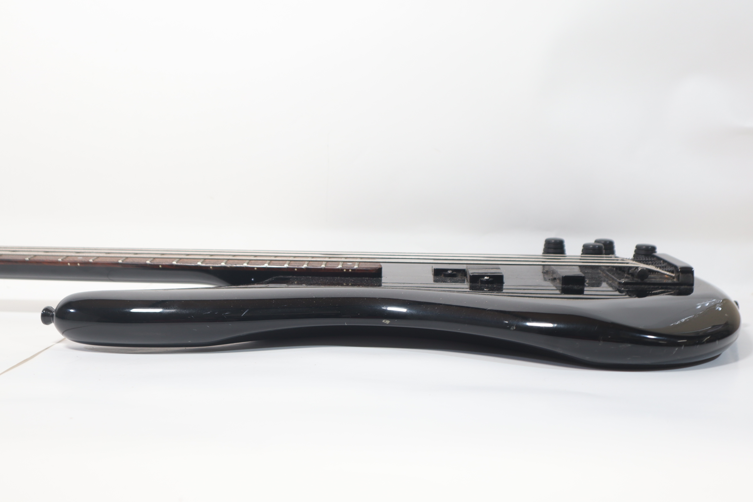 Soundgear by Ibanez SDGR Black 4-String 24-Fret Electric