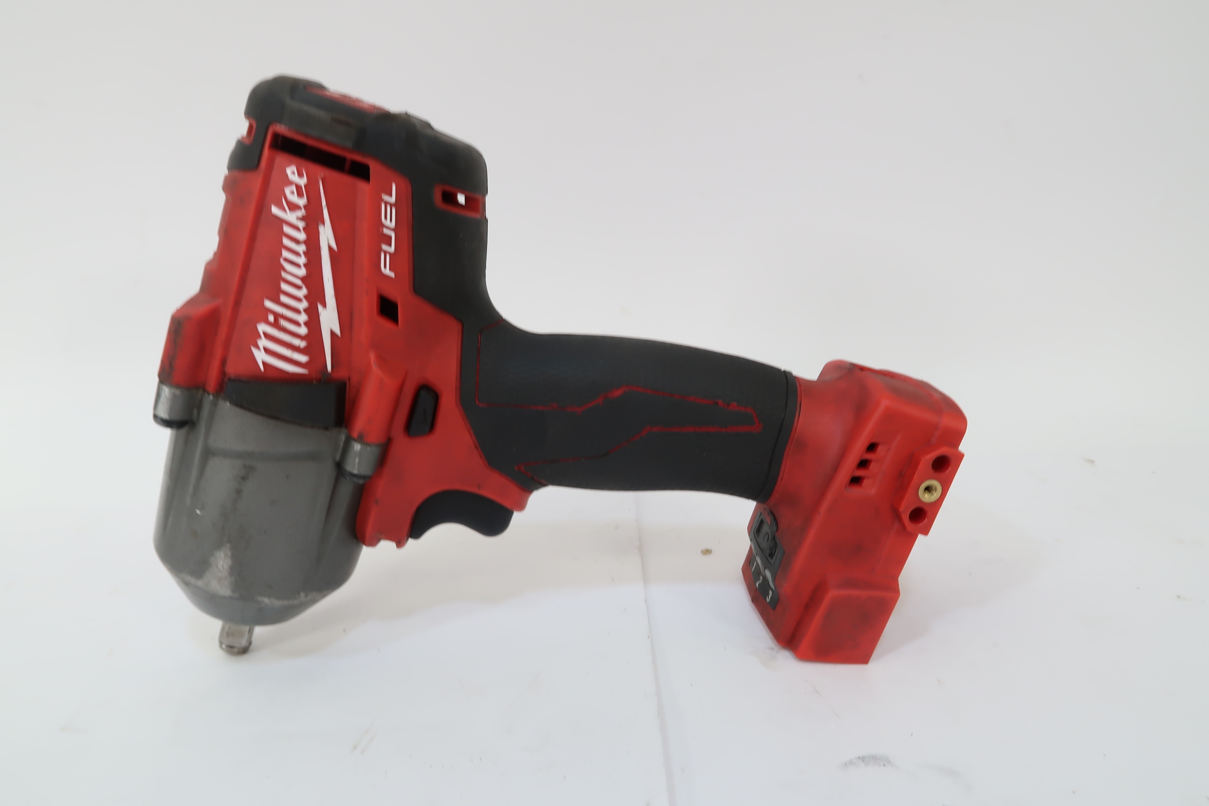 Milwaukee 285220 M18 FUEL 3/8" MidTorque Impact Wrench / Friction Ring