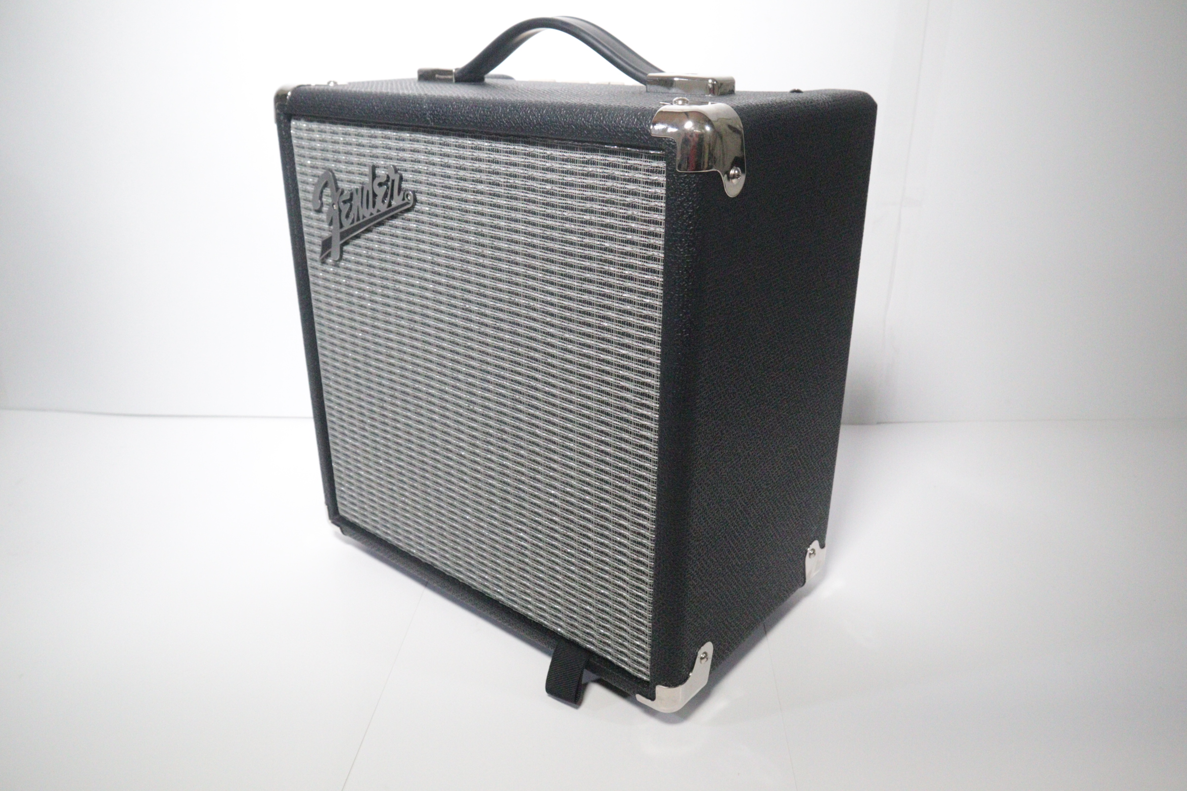 Fender Rumble 15 アンプ Fender Rumble 15 1x8 15W Bass Combo Amp | Guitar Center