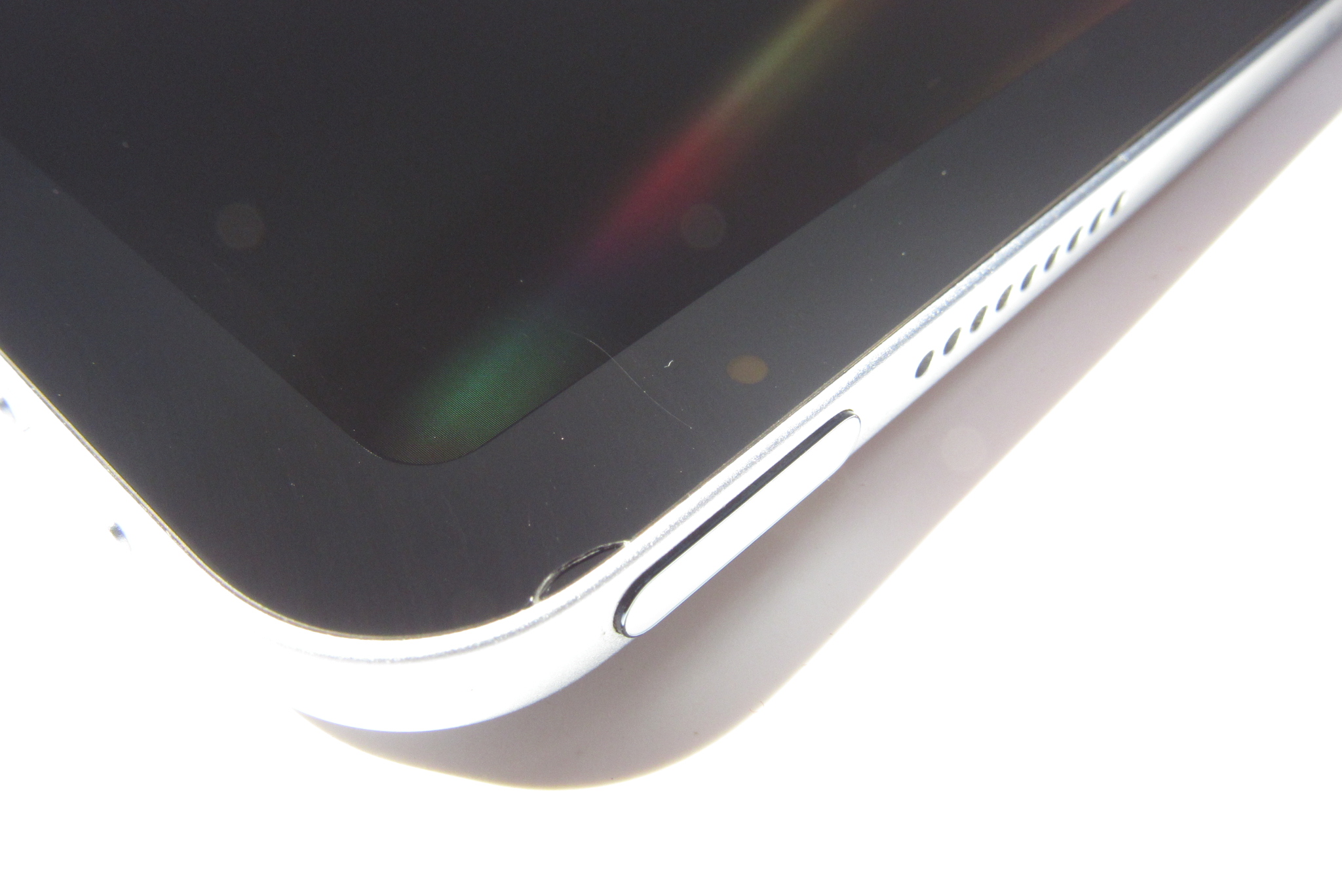 Apple iPad Air 4th Gen MYFQ2LL/A 64GB 10.9