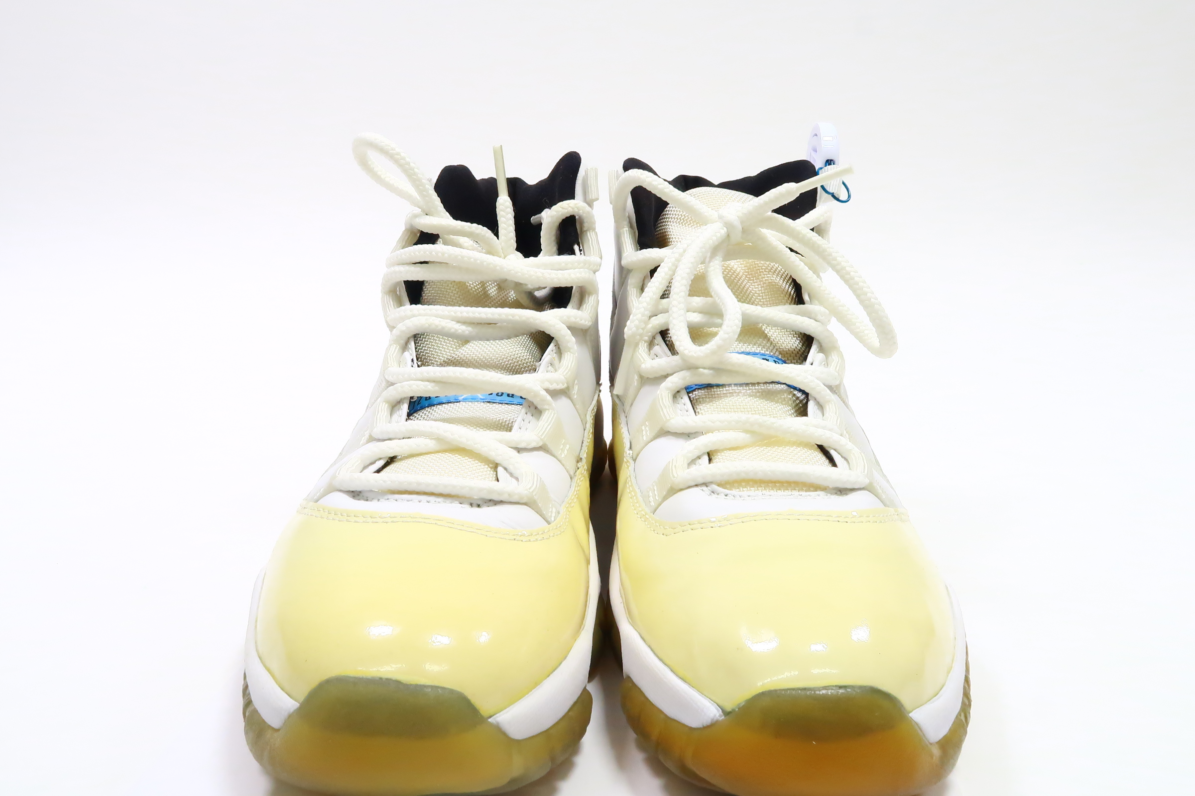 Nike Jordan 11 Retro Columbia (2001) 136046-142 Size 11  display picture 2
