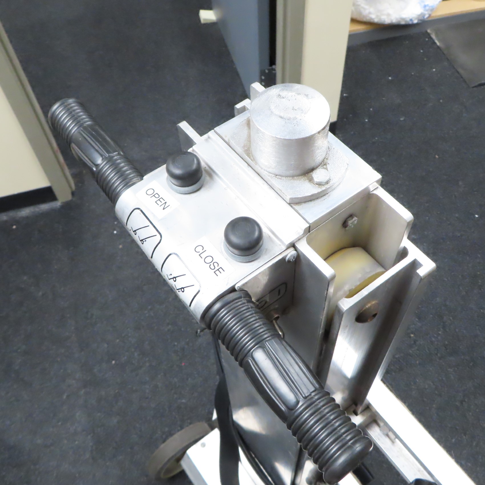PowerMate L1 650lbs Motorized Stair Climbing Hand Truck (Local PickUp