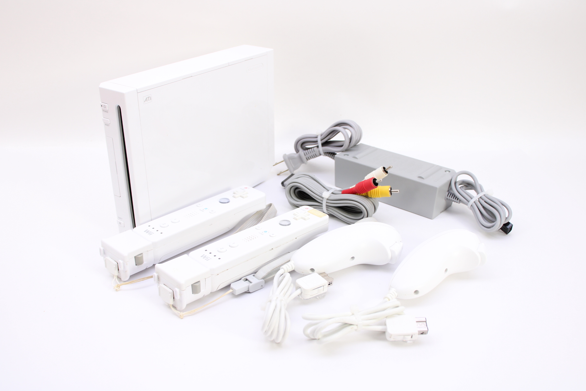 Nintendo Wii RVL-001 512MB White Body Home Video Gaming Console - 7846