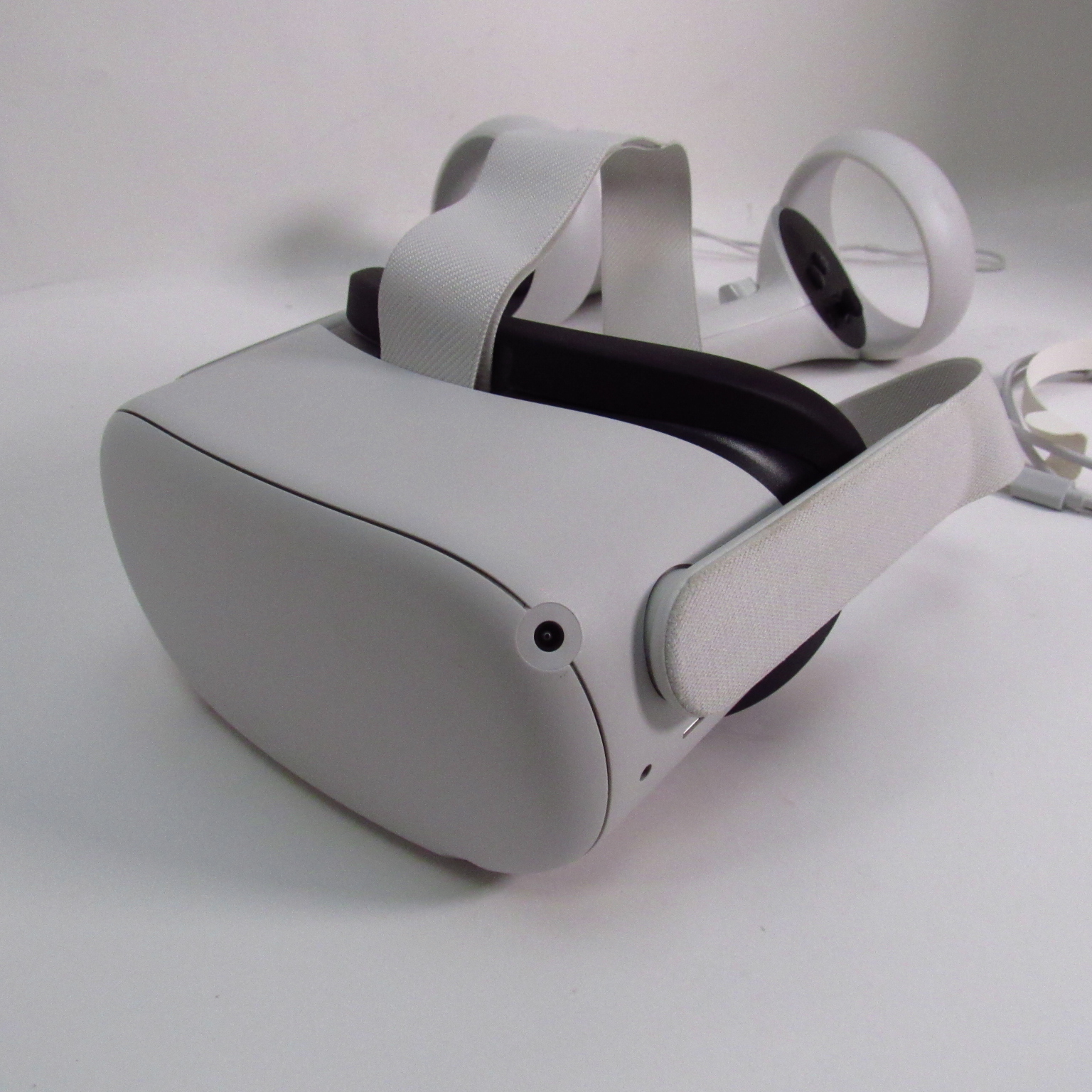 Oculus Quest 2 KW49CM 128GB All-in-One Virtual Reality Headset - 4286