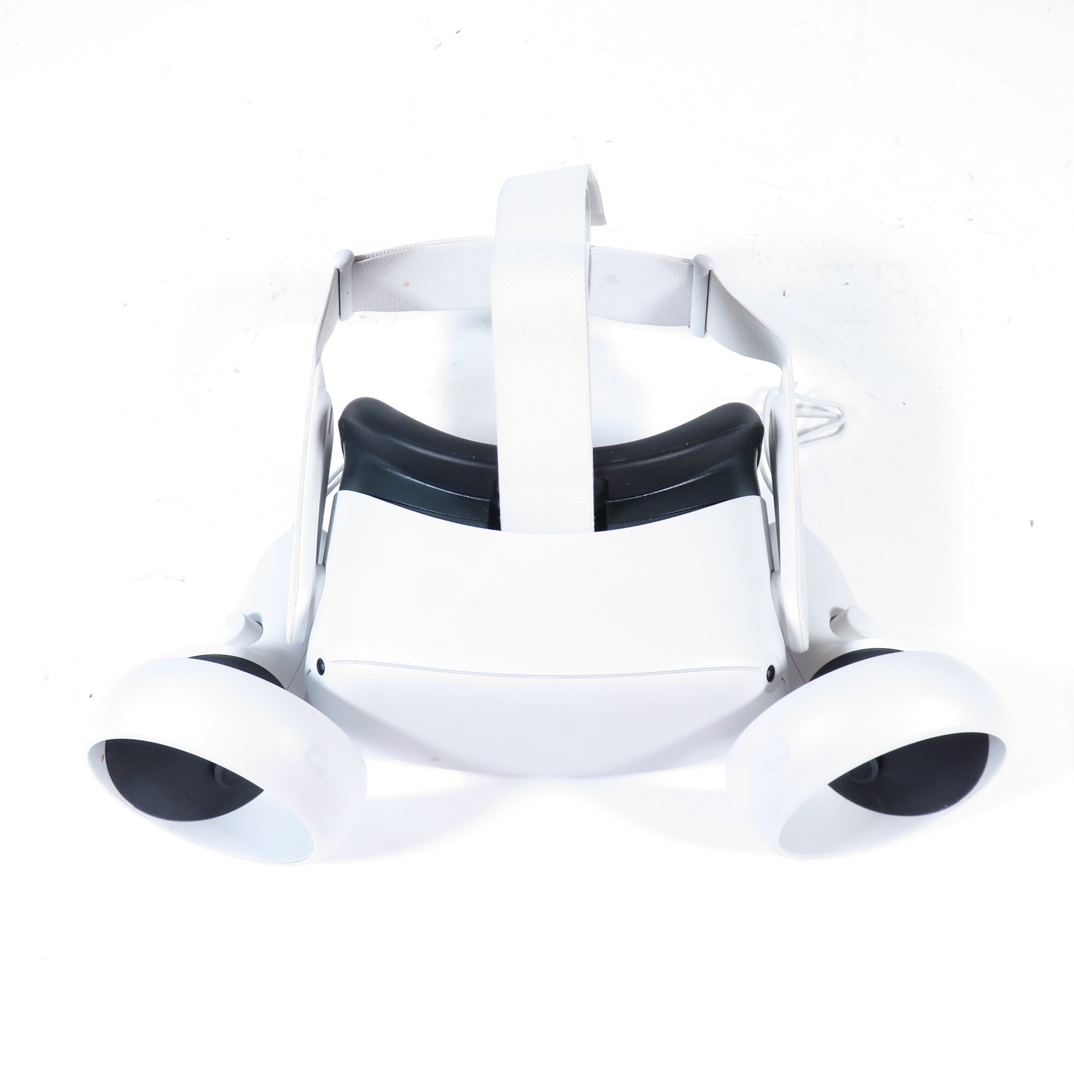 Oculus Quest 2 Advanced All-In-One Virtual Reality Headset