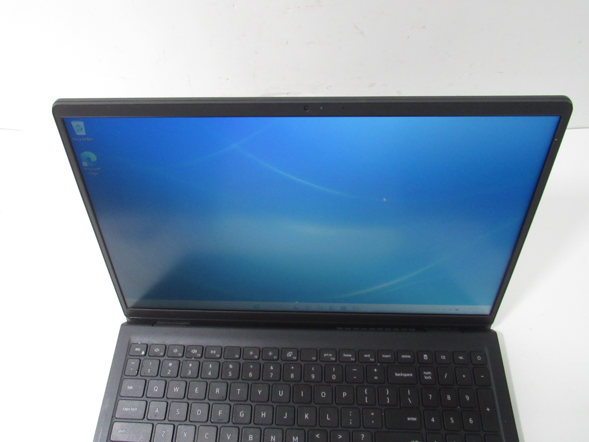 Dell Inspiron 15 3515 AMD Ryzen 5 3450U 2.10GHz 8GB RAM 256GB SSD