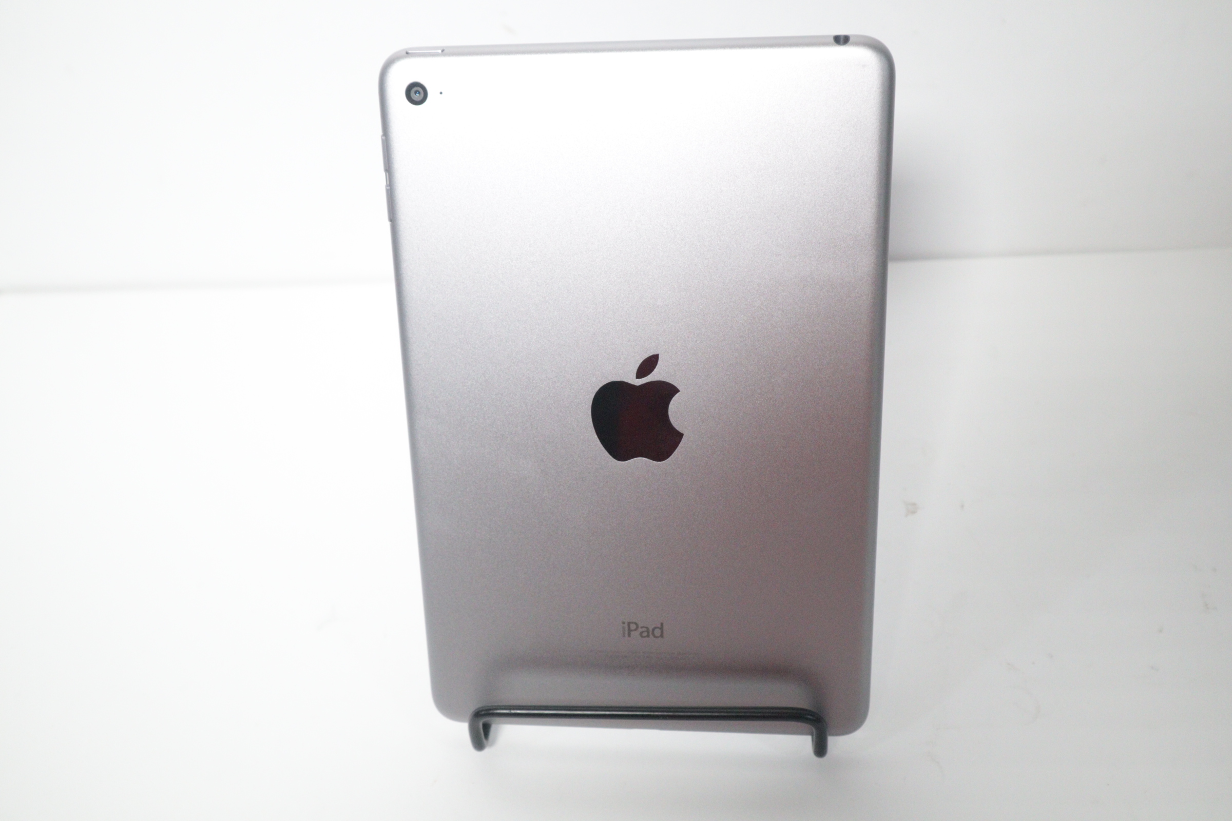 Apple iPad Mini 4 MK6J2LL/A Silver 16GB Wi-Fi 7.9