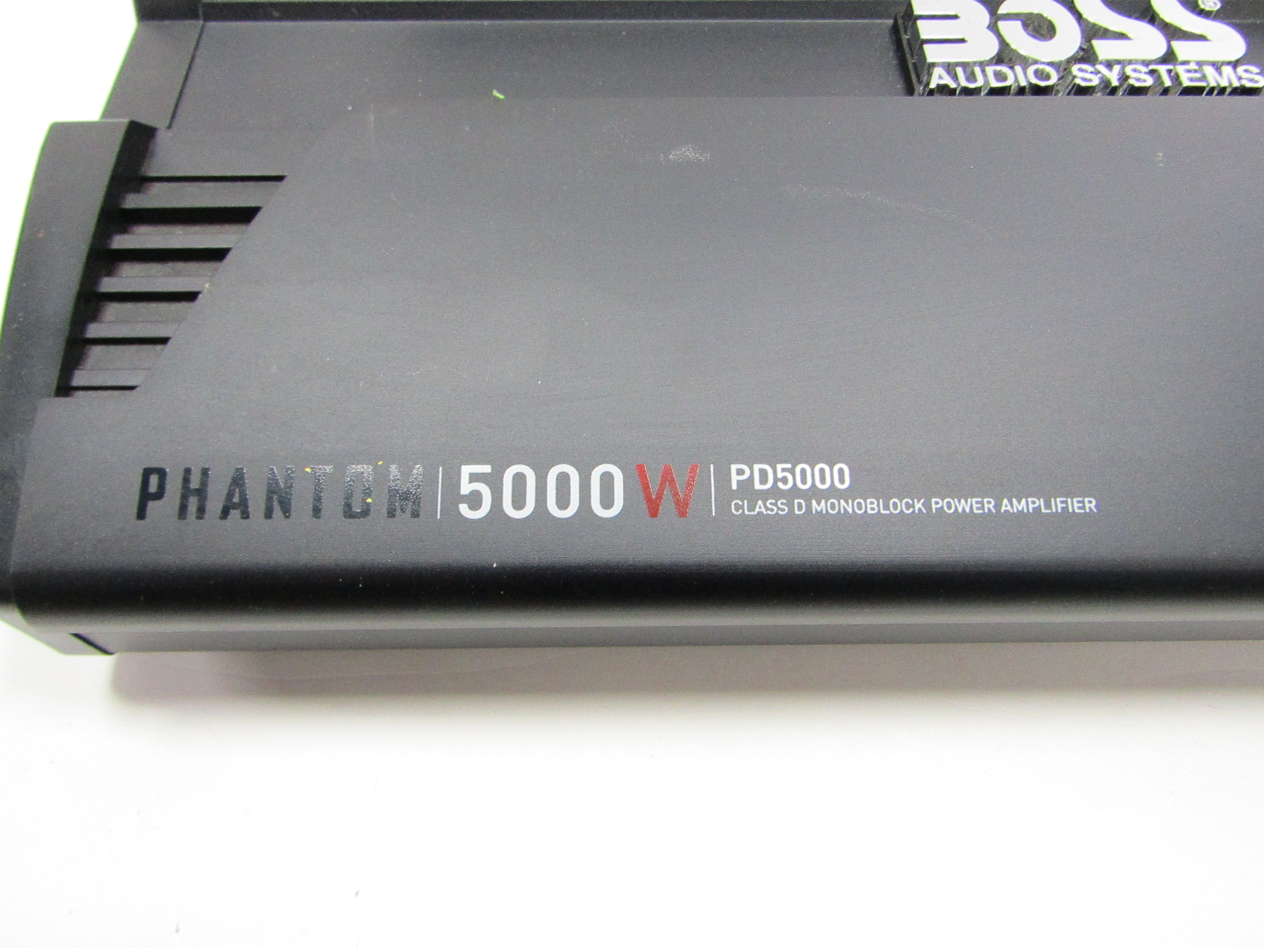 BOSS Outlaw 5000W Class はせる D アンプ BOSS Outlaw 5000W Class はせる D アンプ