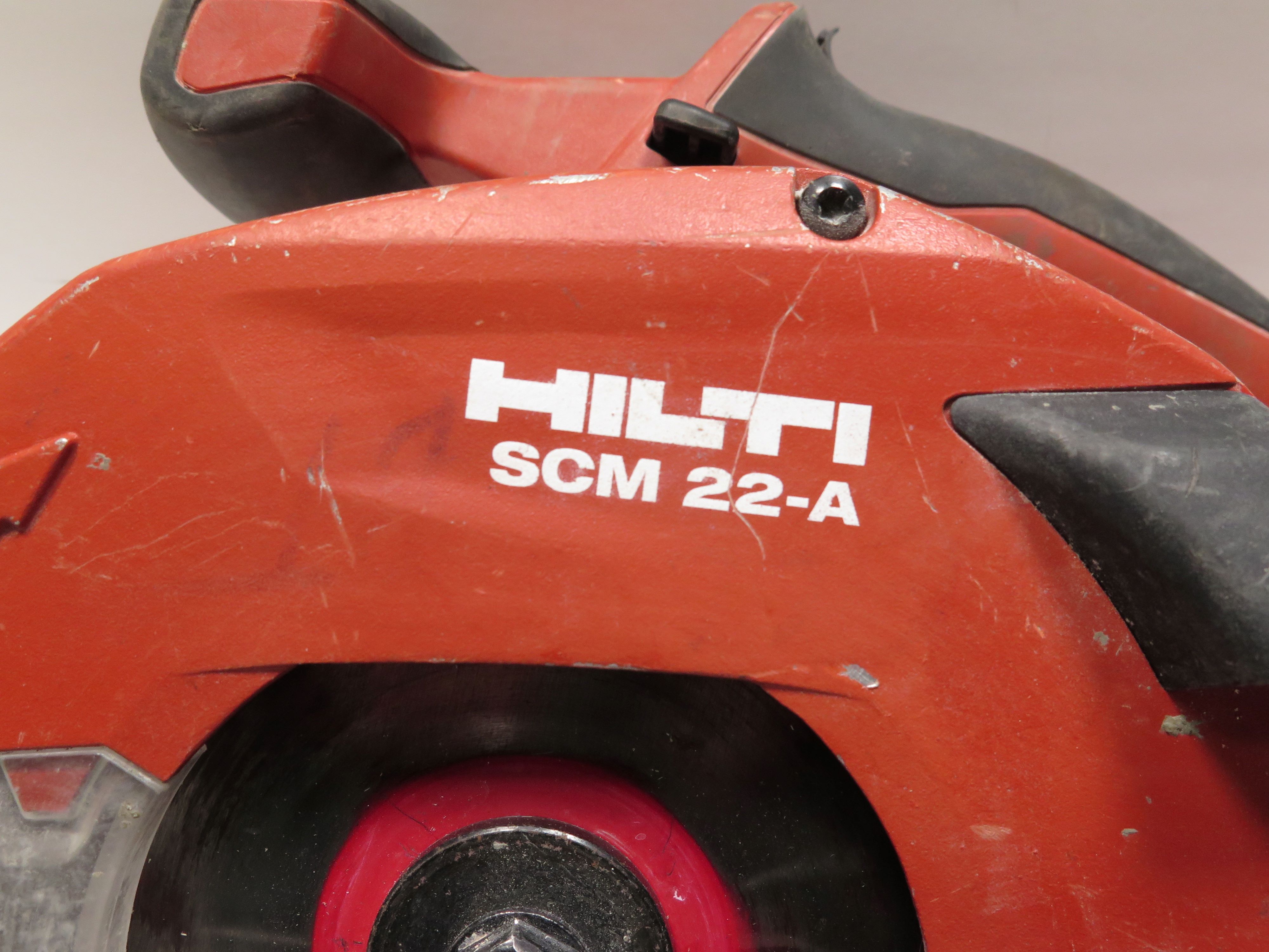 Hilti SCM 22A 22Volt LithiumIon Cordless Metal Cutting Circular Saw 0410
