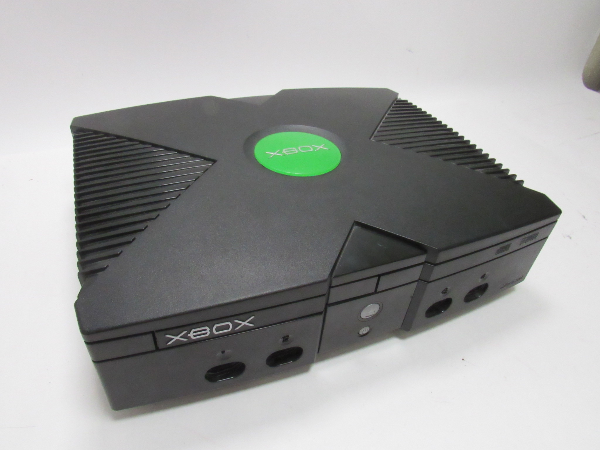 Microsoft Original Xbox Console Black Bundle w/ Controller