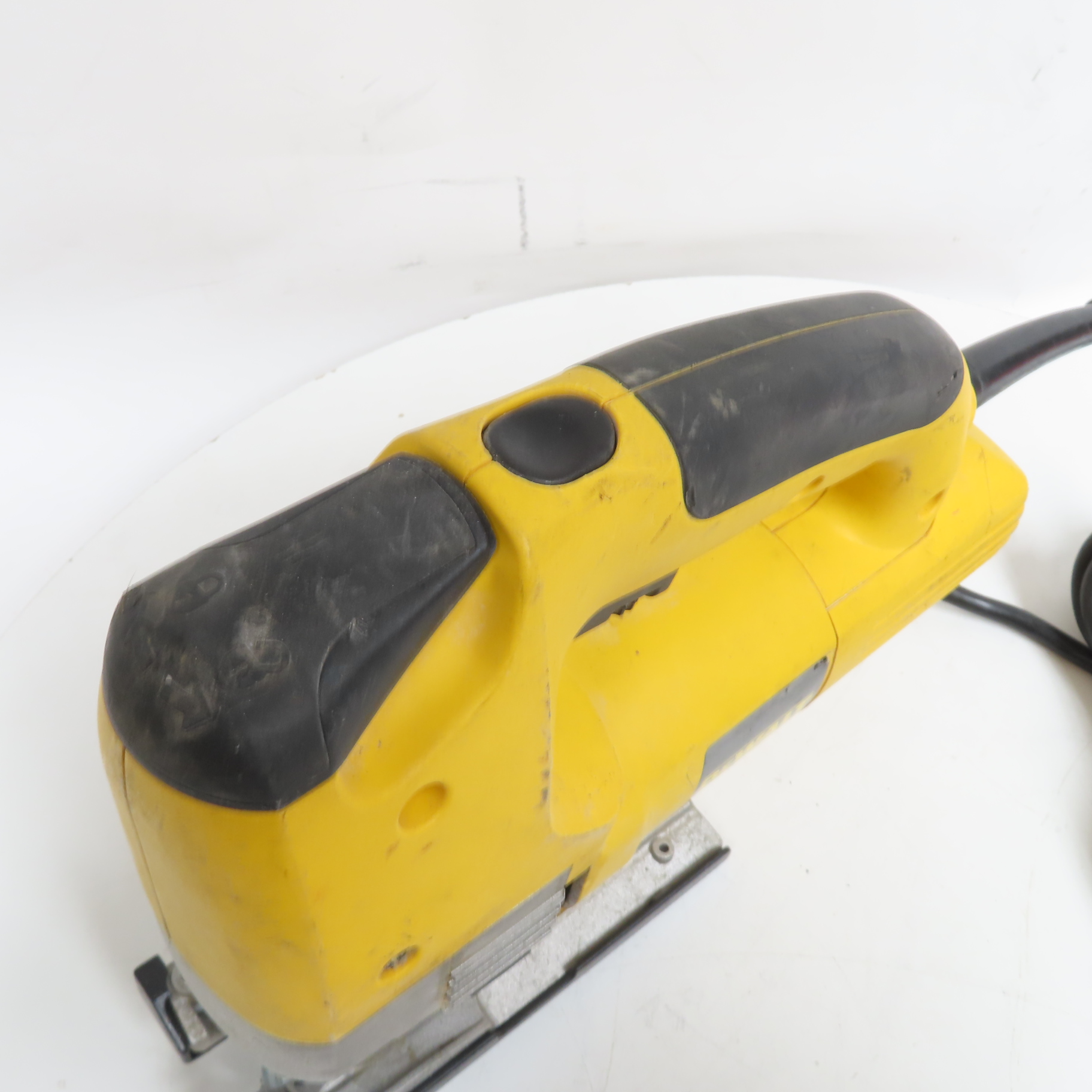 DeWalt DW321 120V 60mm Corded Variable Speed Jig Saw