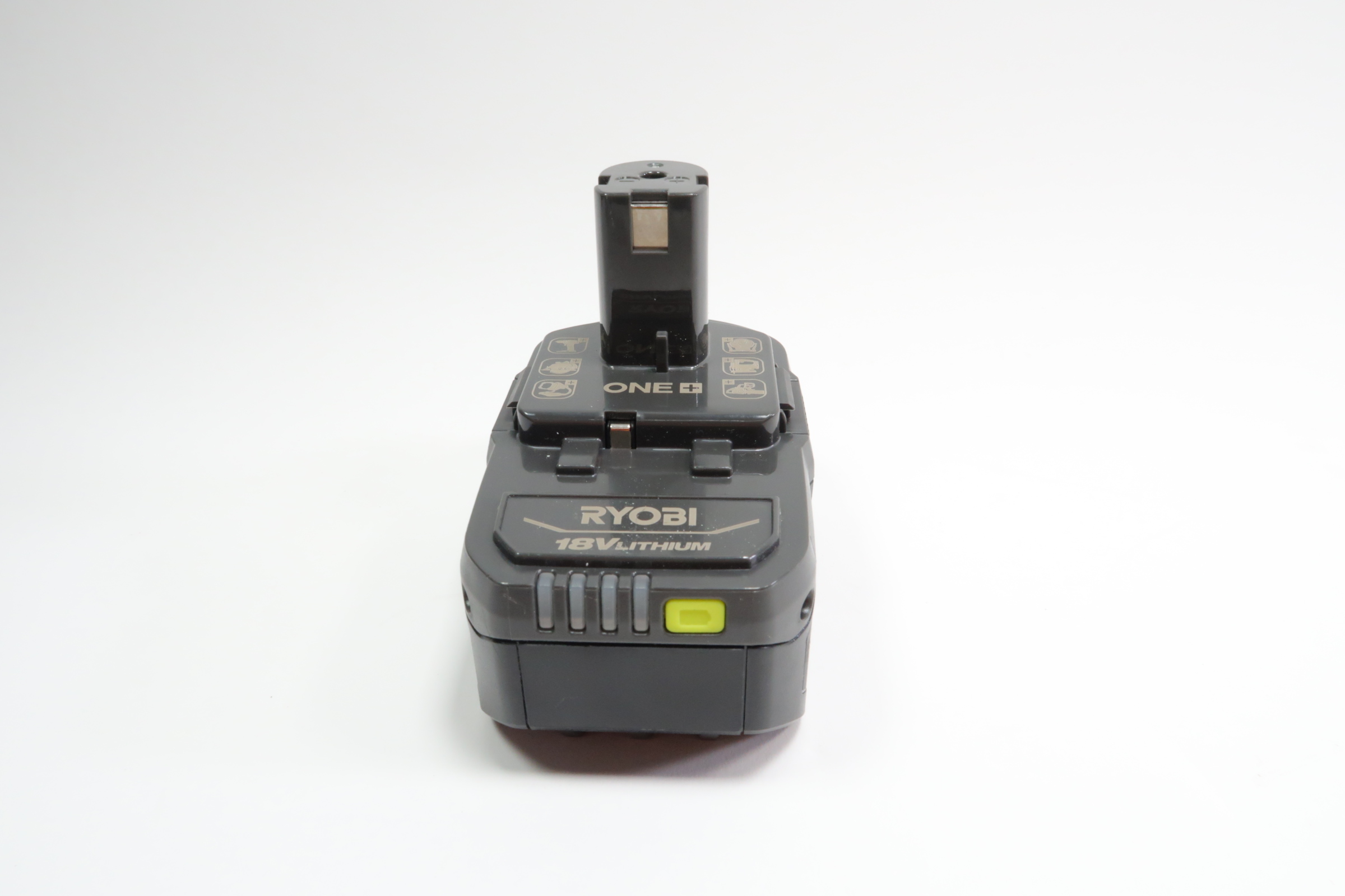 Ryobi PBP005 ONE+ 18-Volt 4.0 Ah Lithium-Ion Battery / Charger Kit