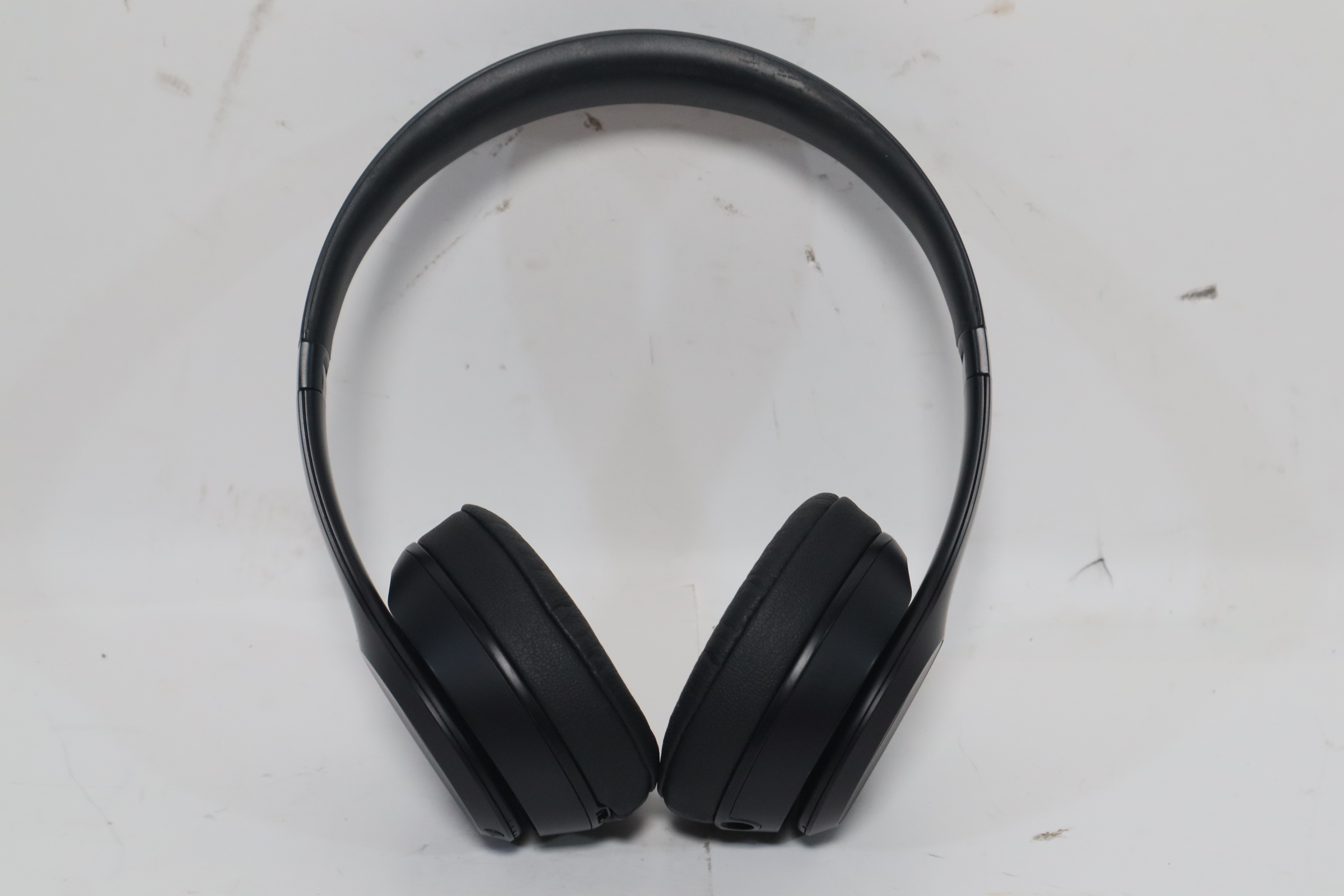 Apple Beats Solo3 MX432LL/A Matte Black Bluetooth Wireless