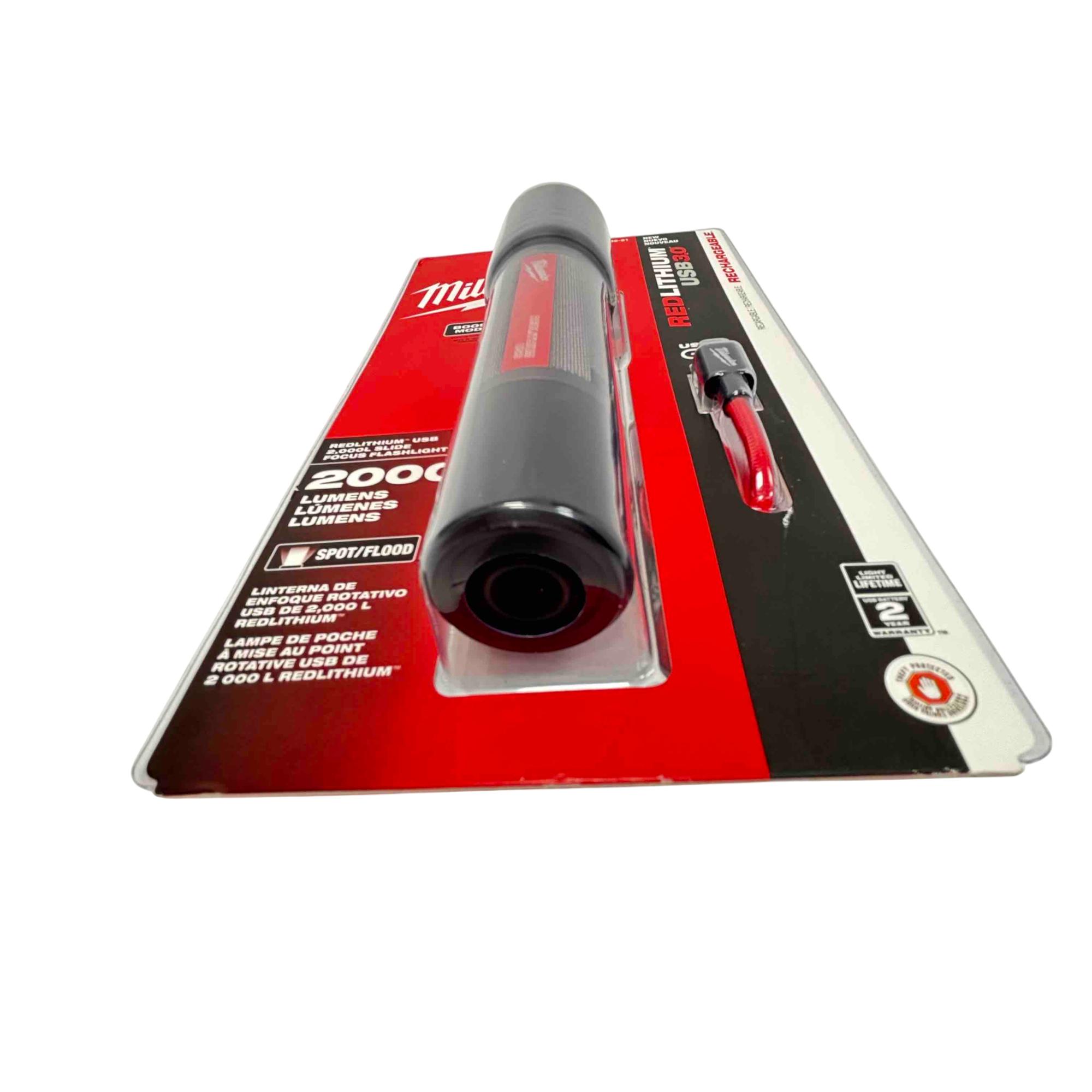 Milwaukee 2462-21 LED Rechargeable Slide Focus Flashlight 2000 Lumens Milwaukee 2462-21 LED Rechargeable Slide Focus Flashlight 2000 Lumens