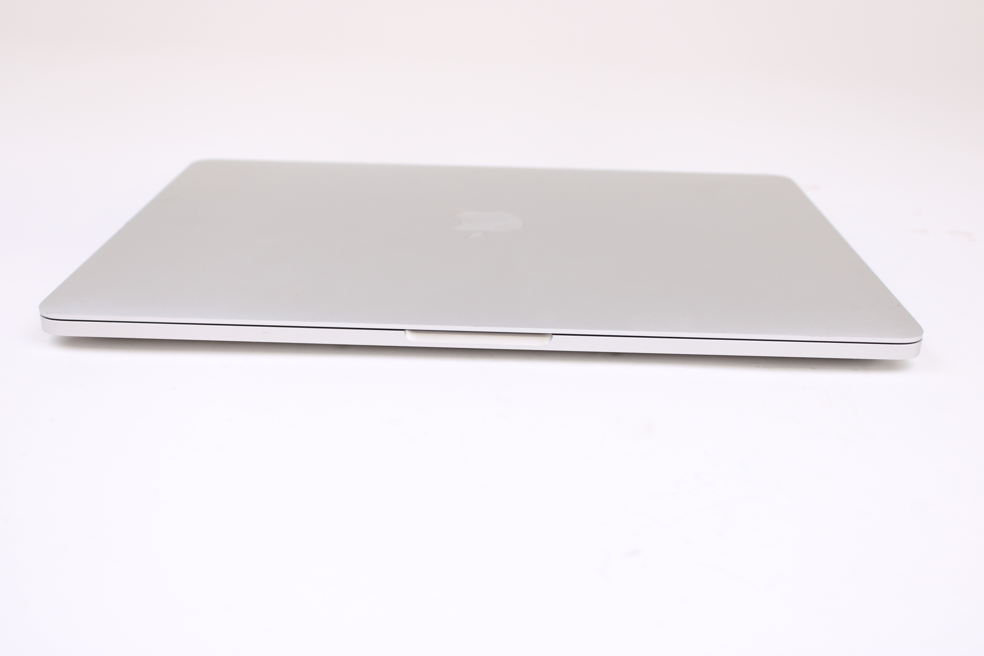 Apple MacBook Pro 2020 MYDC2LL/A Apple M1 Chip 3.2GHz 8GB RAM