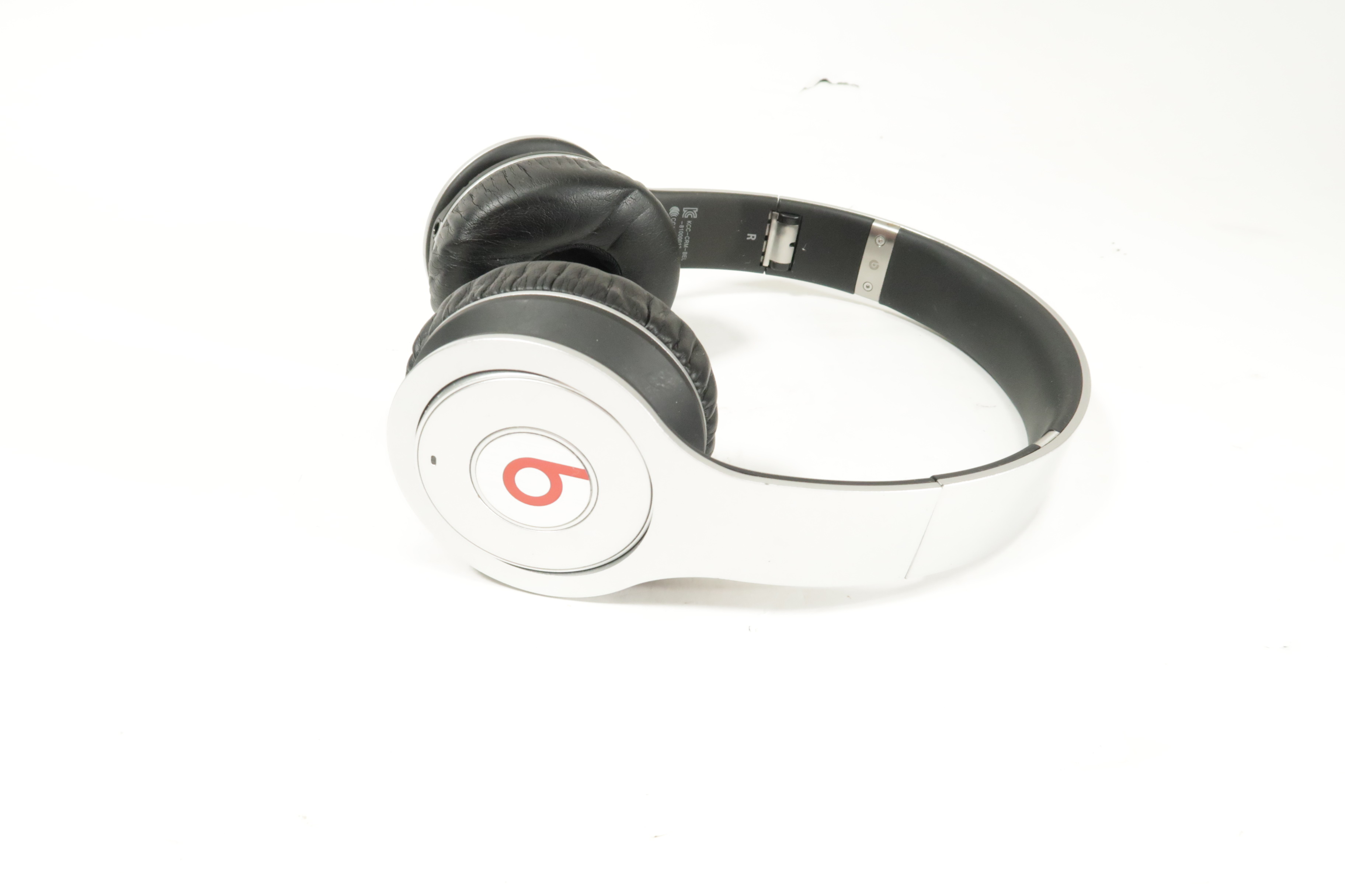 Beats 8100001200 by Dr. Dre Wireless Headphones