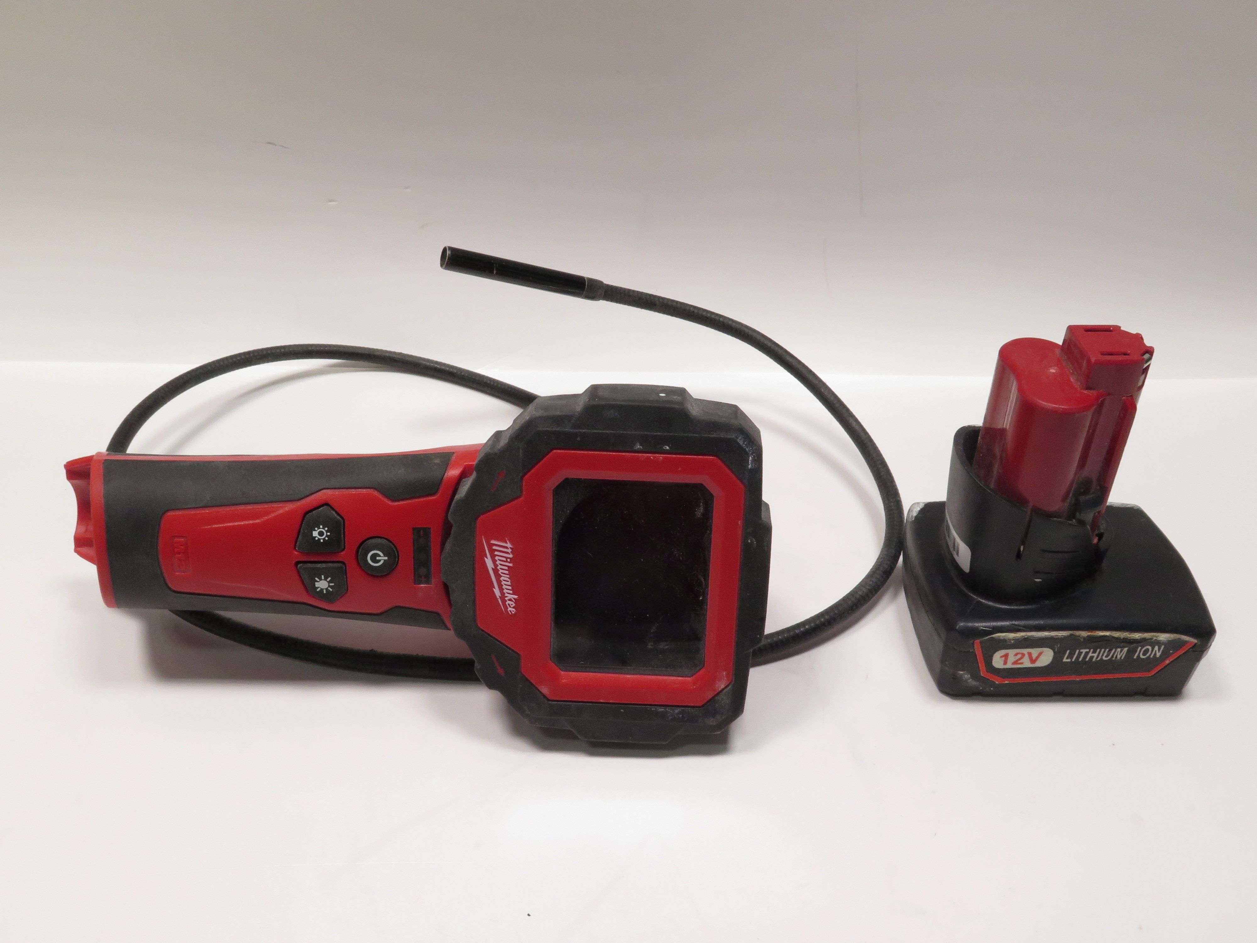 Milwaukee 2313-20 12-Volt Cordless M-Spector 360 Digital Inspection Camera