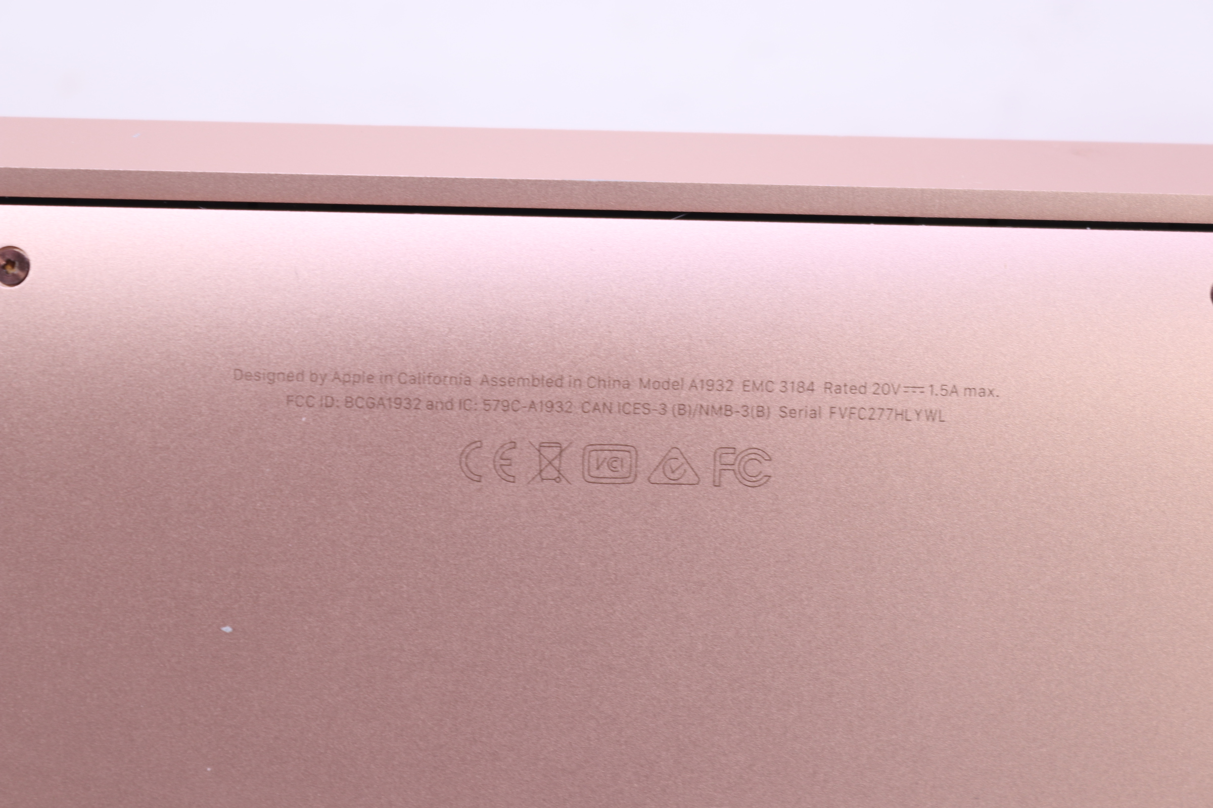 Apple MacBook Air 2019 MVFH2LL/A Core i5-8210Y 1.6GHz 8GB Apple MacBook Air 2019 MVFH2LL/A Core i5-8210Y 1.6GHz 8GB