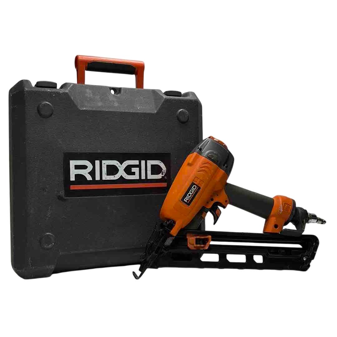 Pneumatic 15-Gauge, 2-1/2 in. Angled Finish Nailer
