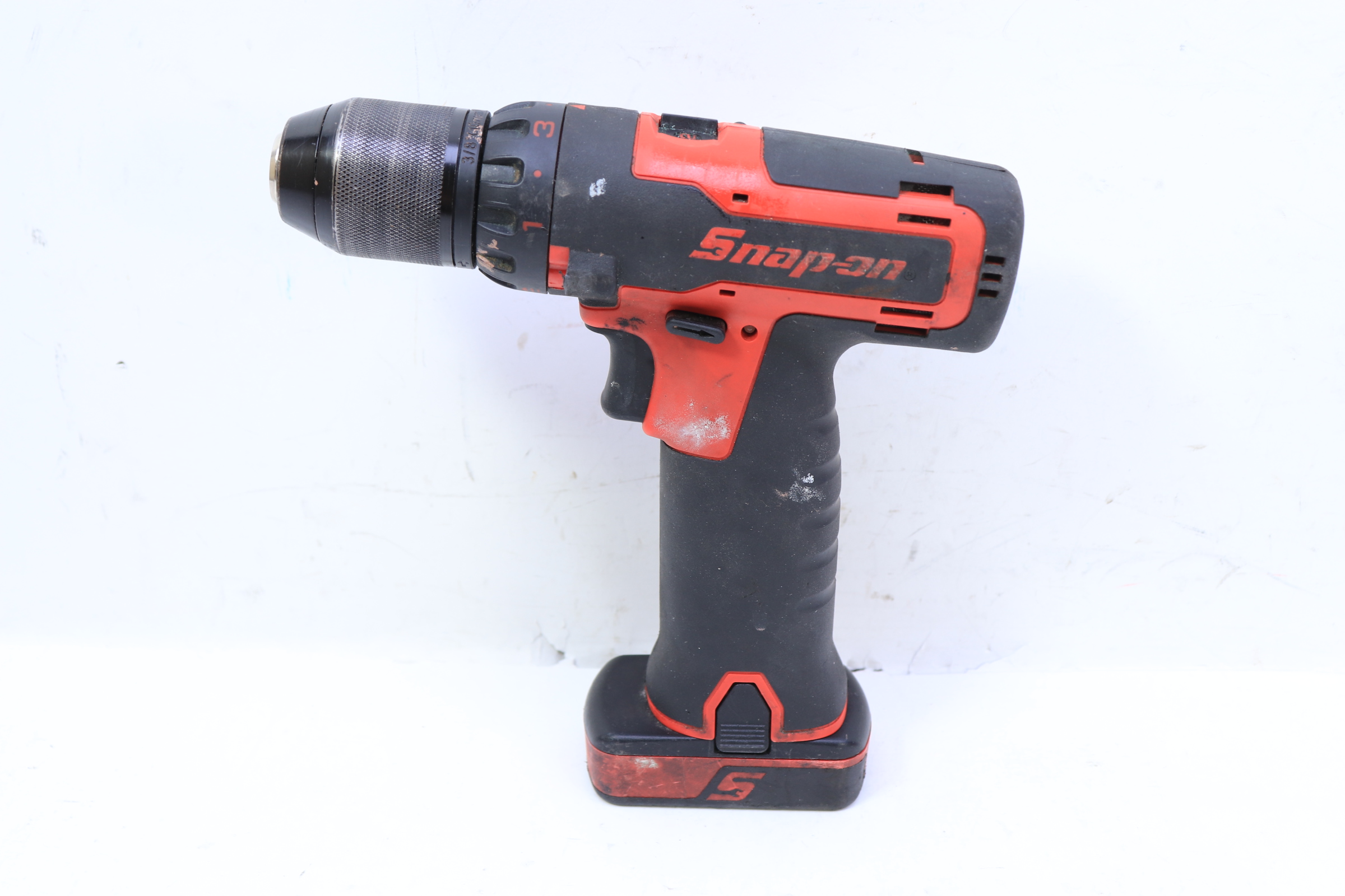 Snap on Tools CDR761BG 14.4 Volt 3 8 Drive MicroLithium Cordless Drill Driver