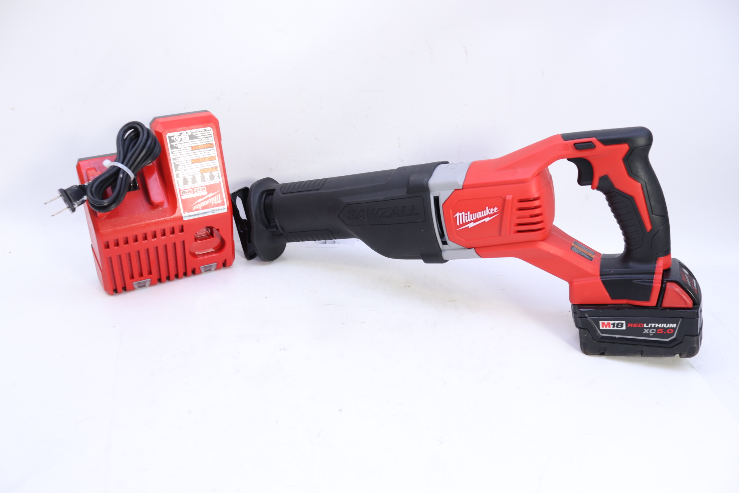 Milwaukee 2621-20 M18 18-Volt Lithium-Ion Cordless SAWZALL ...