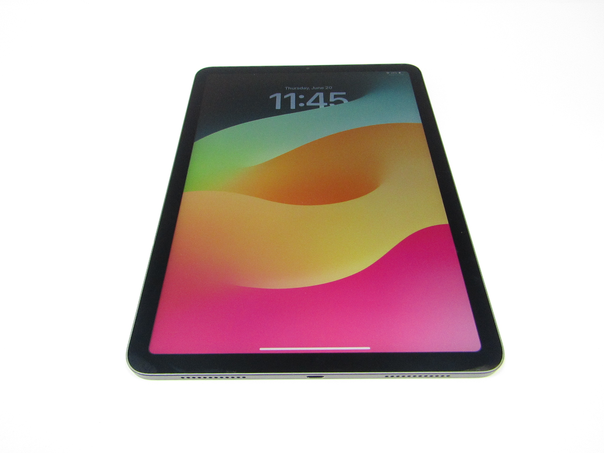 Apple iPad Air 4th Gen MYFM2VC/A 64GB Wi-Fi Bluetooth Space Gray