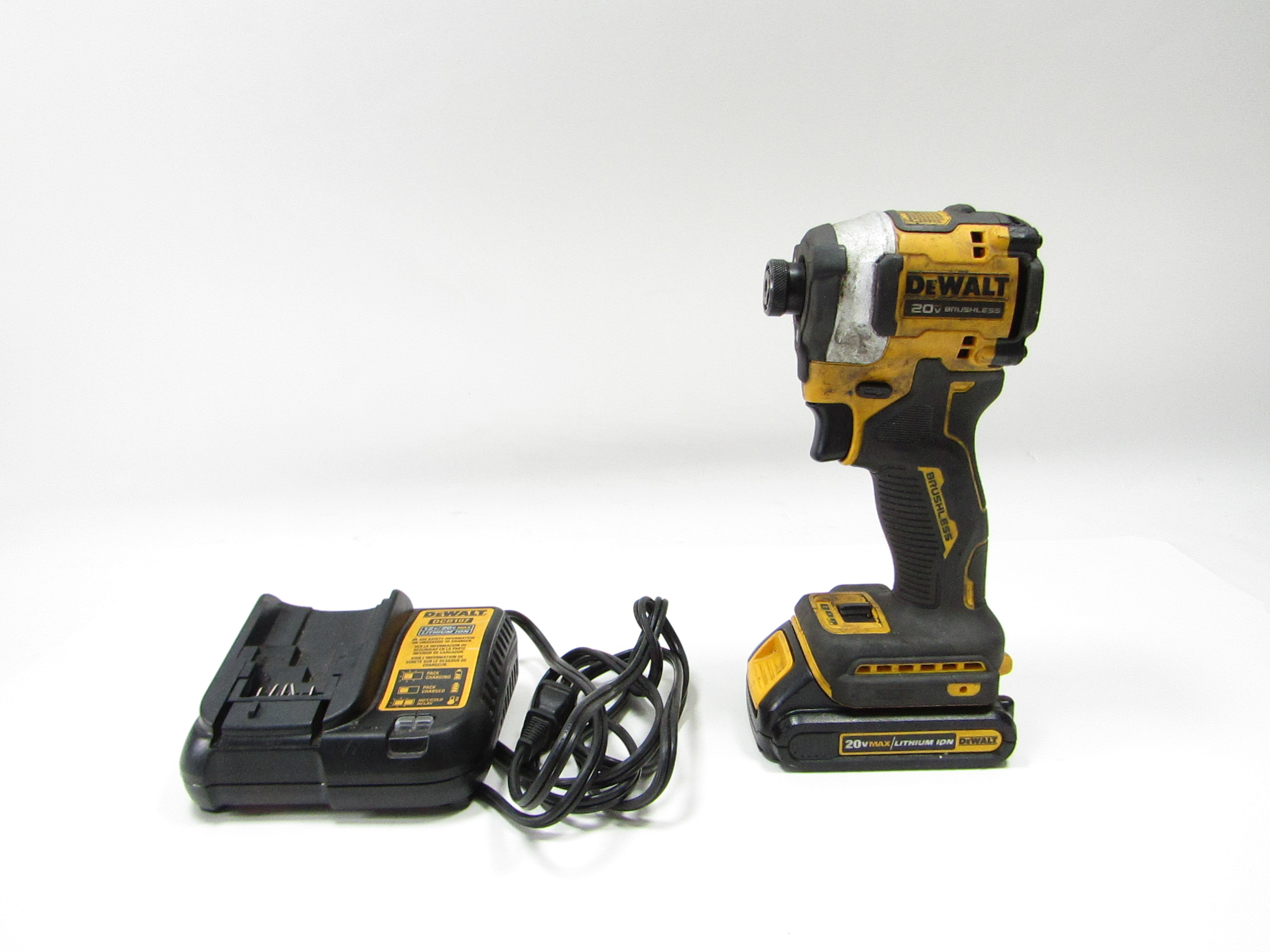 DeWALT DCF850 ATOMIC Compact Series 20V MAX 1/4 in. Impact Driver 5646