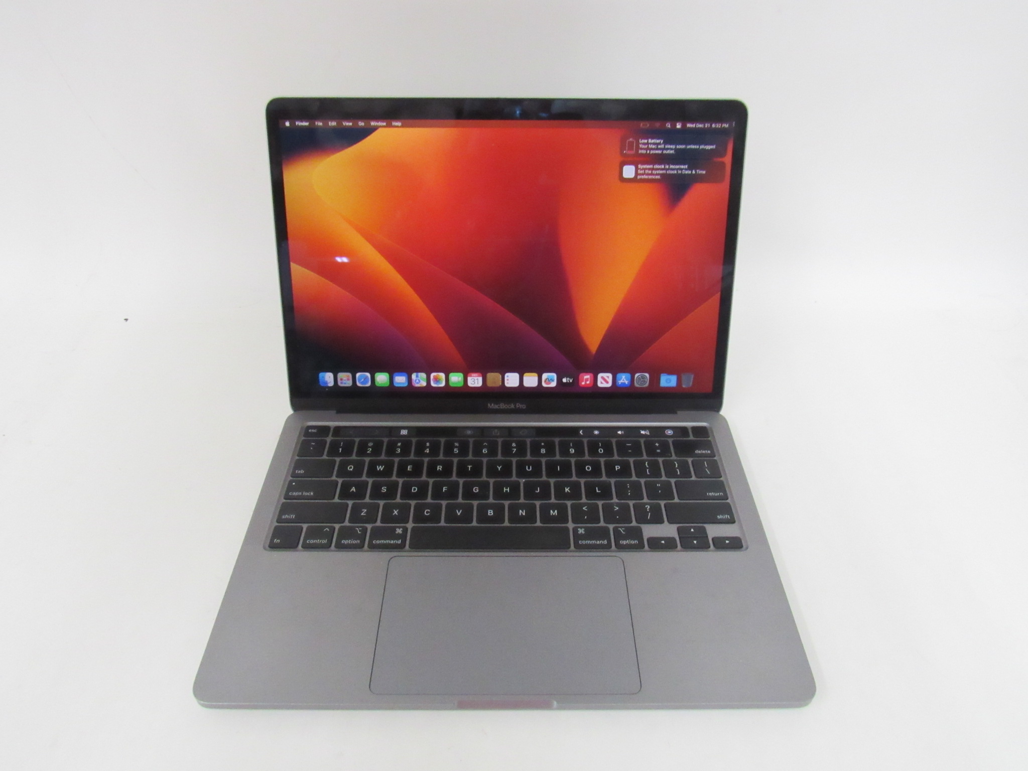 Apple MacBook Pro 2020 MXK62LL/A Core i5-8257U 256GB SSD 8GB RAM 13.3