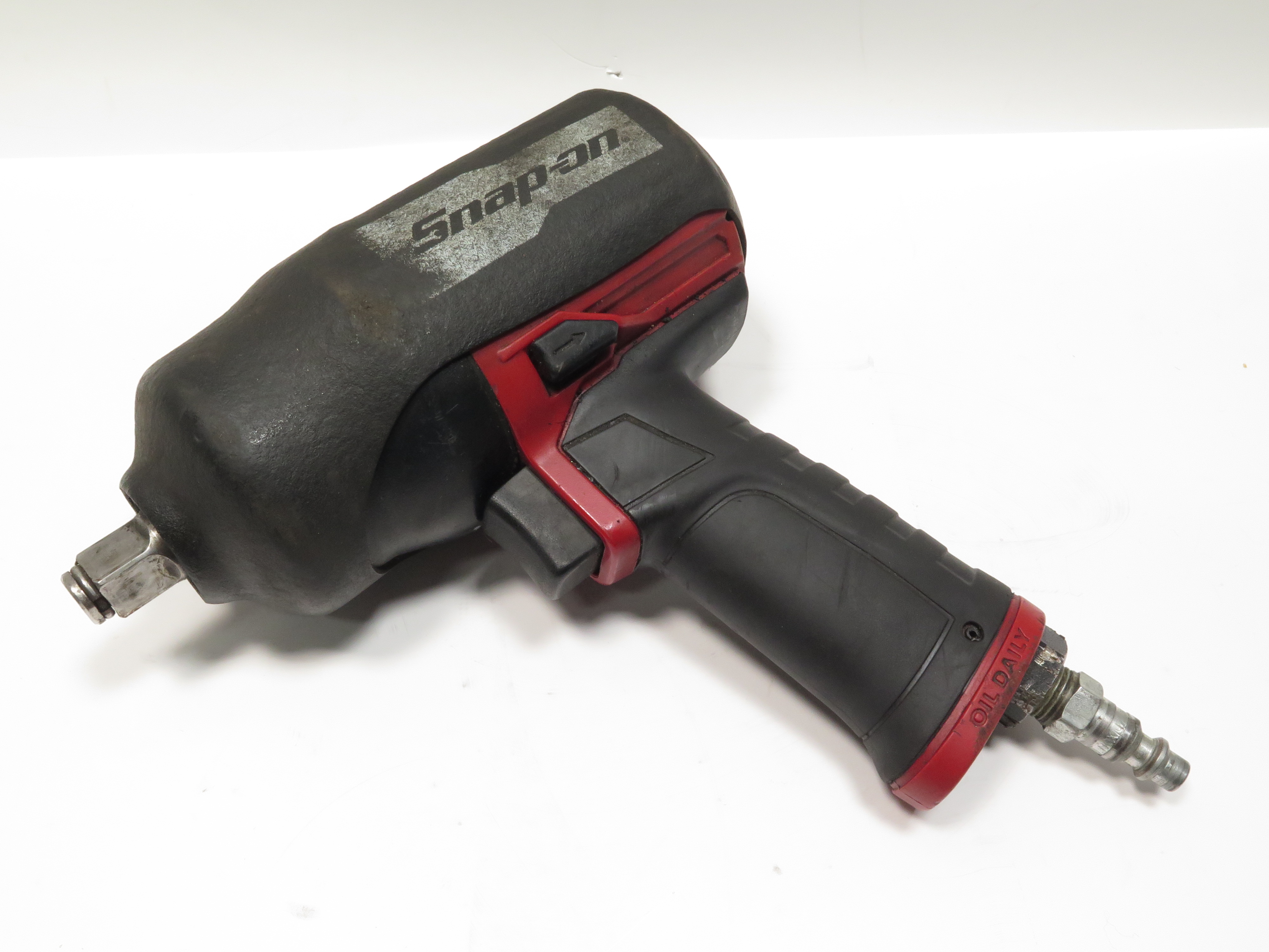 Snapon Tools PT850 1/2" Drive Air Impact Wrench Red