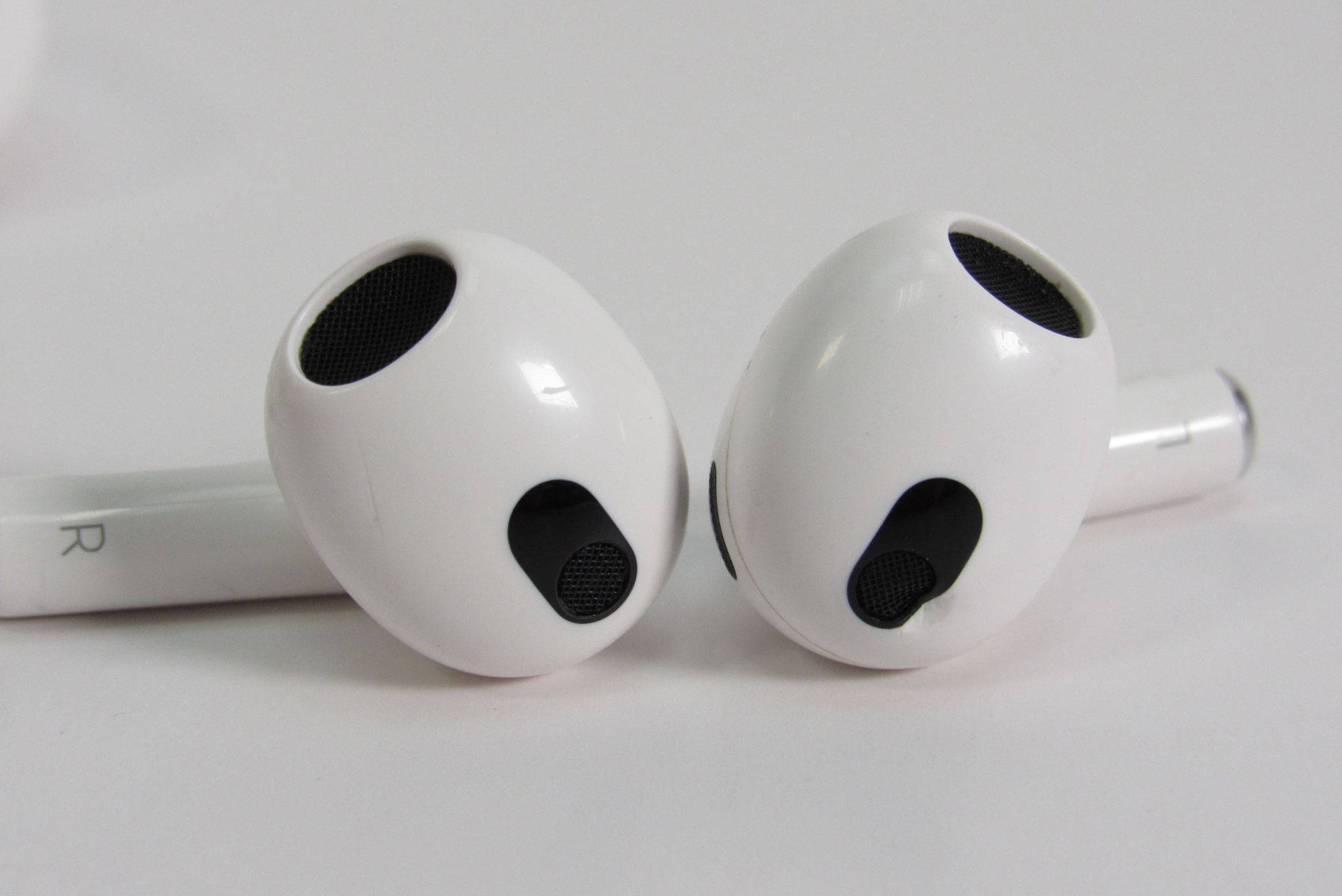 Apple AirPods 3rd Generation A2564/A2565 Bluetooth In-Ear