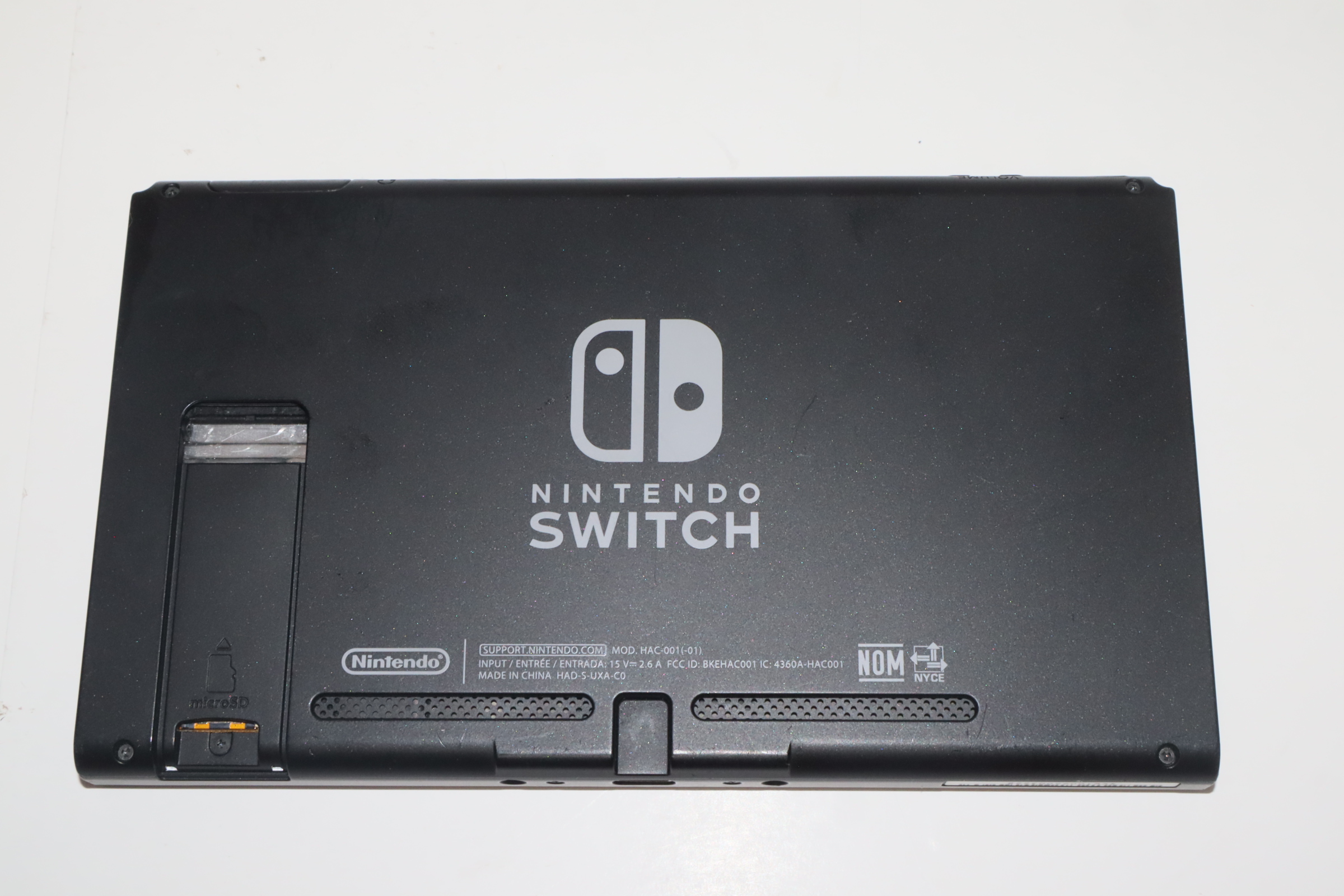 Nintendo Switch HAC-001(-01) Black 6.2