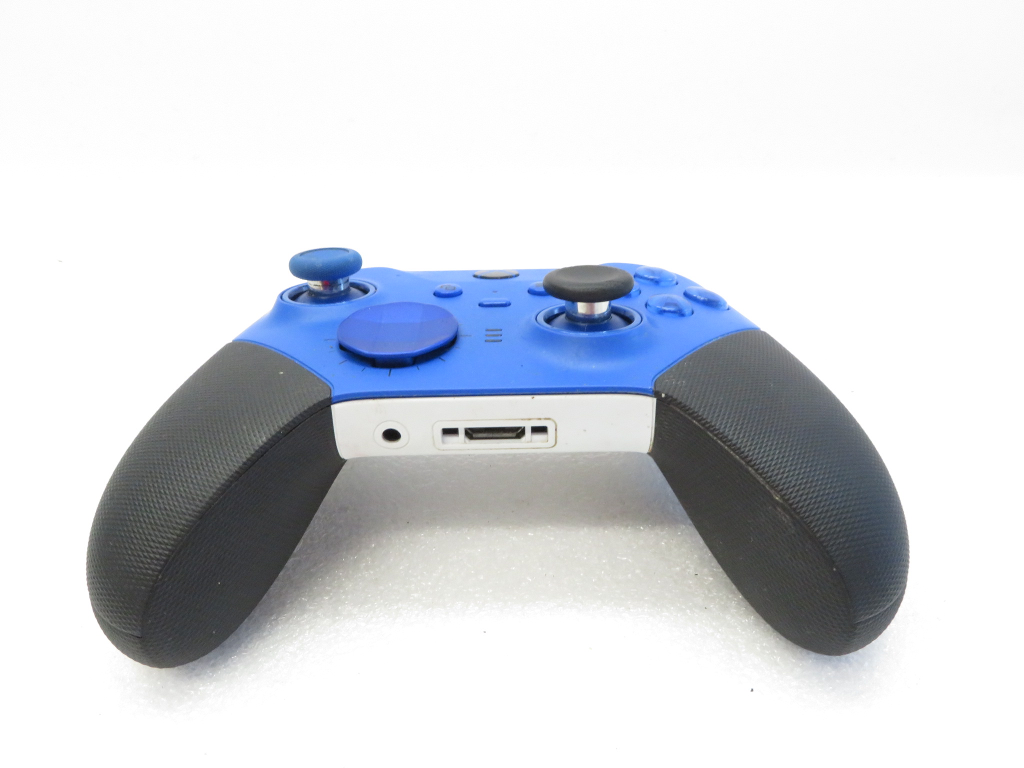 Microsoft Xbox Elite Series 2 1797 Xbox One/Series X/Win 10 Controller