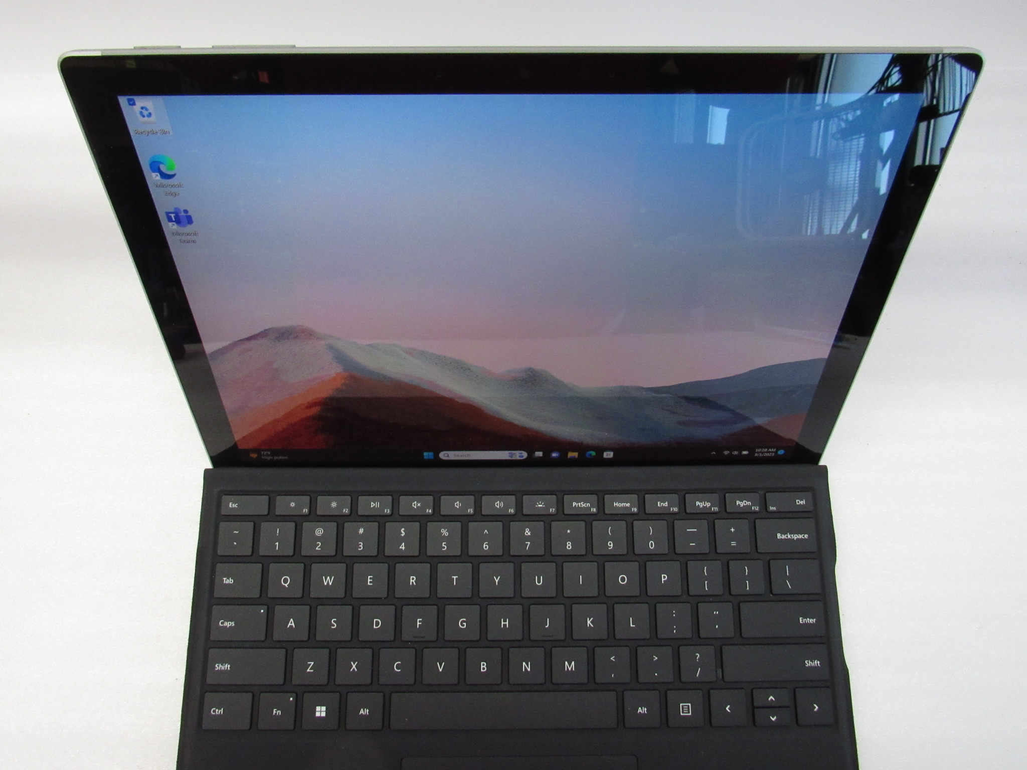 Surface Pro 7＋1960 8GB 128GB i5-1135G7 50ef17bf-4324-43a6-a3bb-