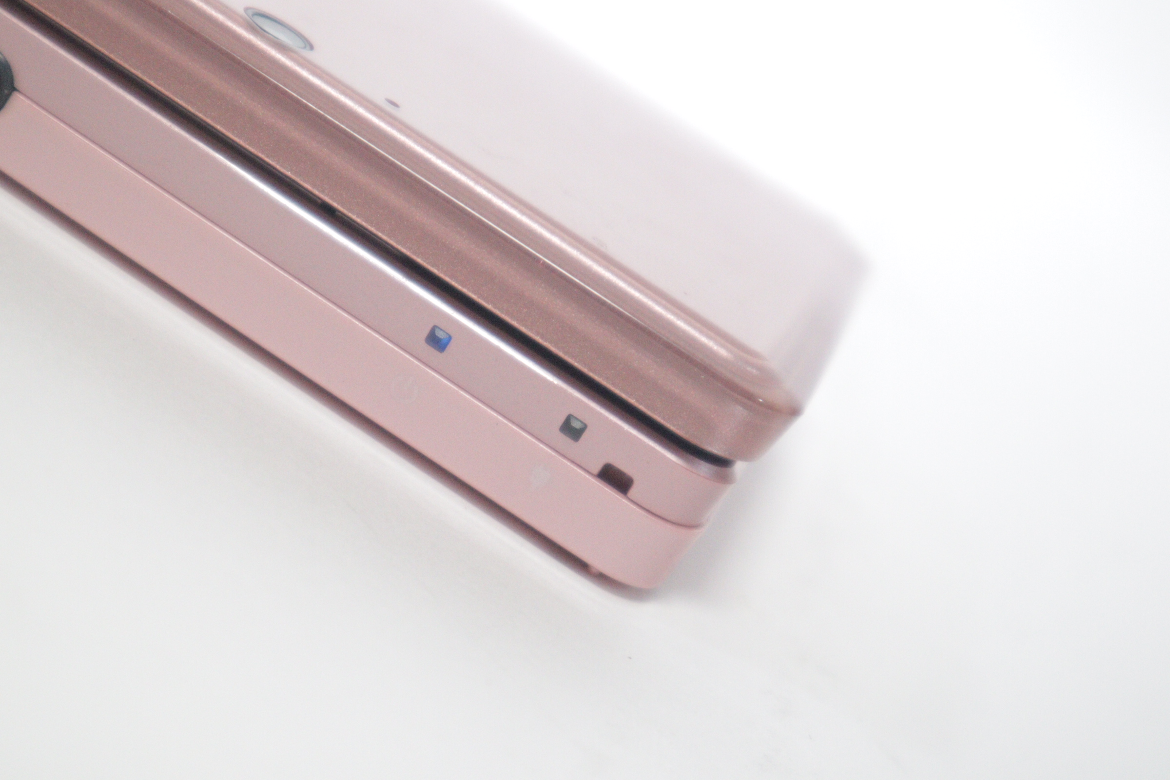 Nintendo 3DS CTR-001(USA) Pink Handheld Compact Video Game System 8093