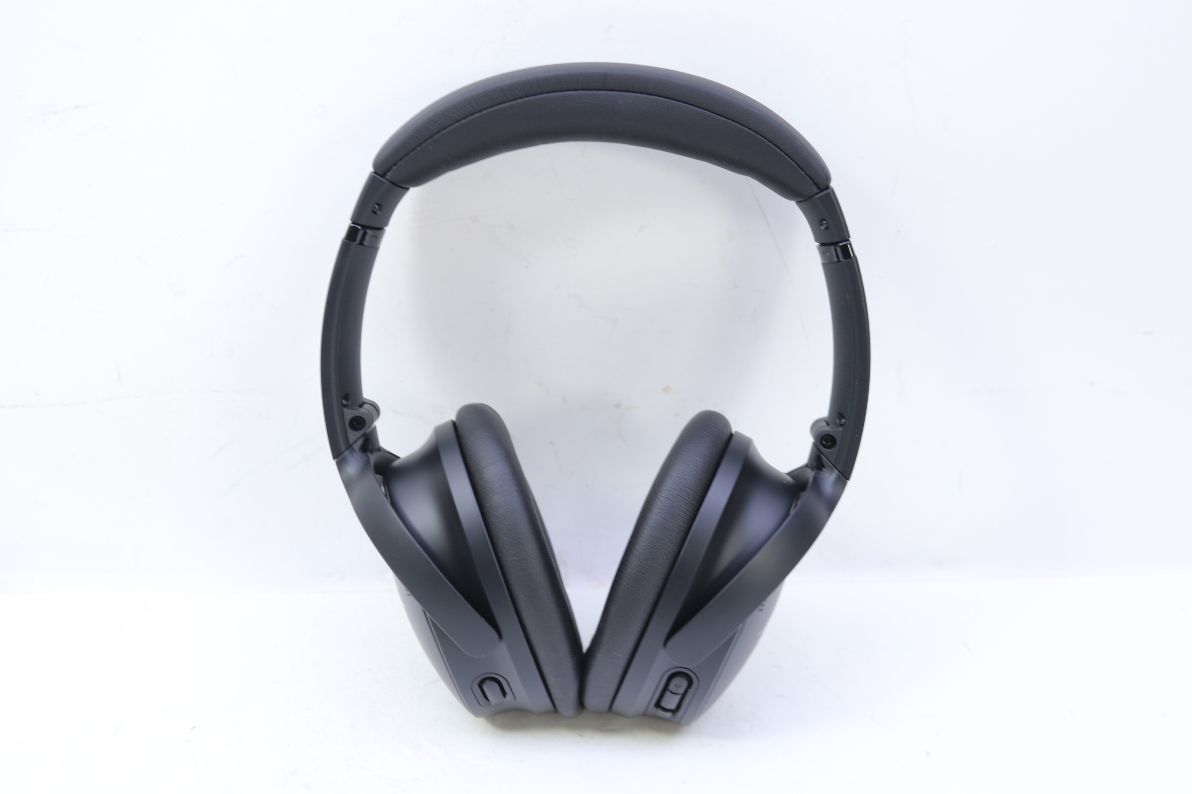 Bose QuietComfort 45 QC45 437310 Portable Bluetooth Noise
