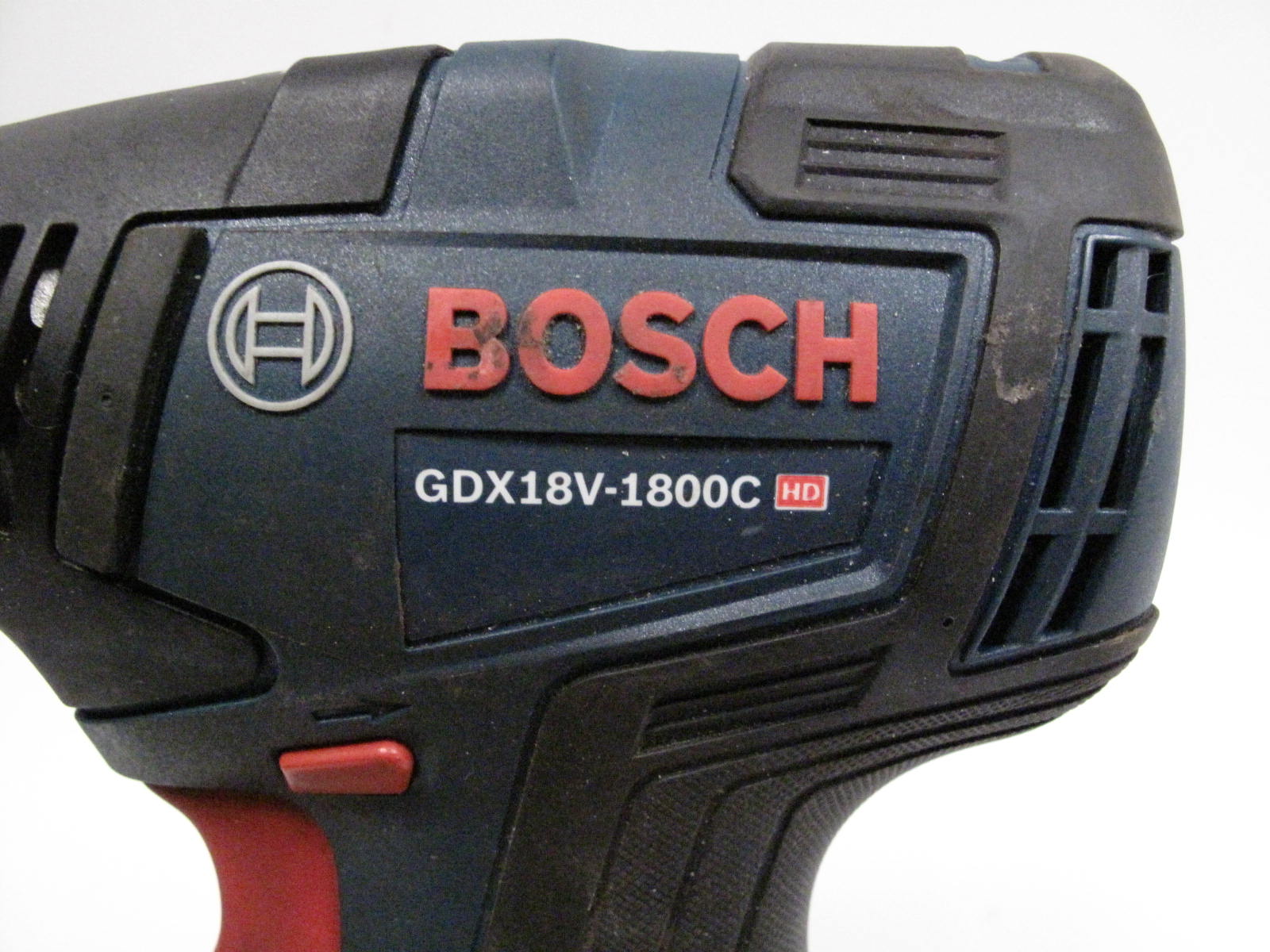 Bosch GDX18V1800C 18V 1/4"/1/2" Impact Wrench Kit