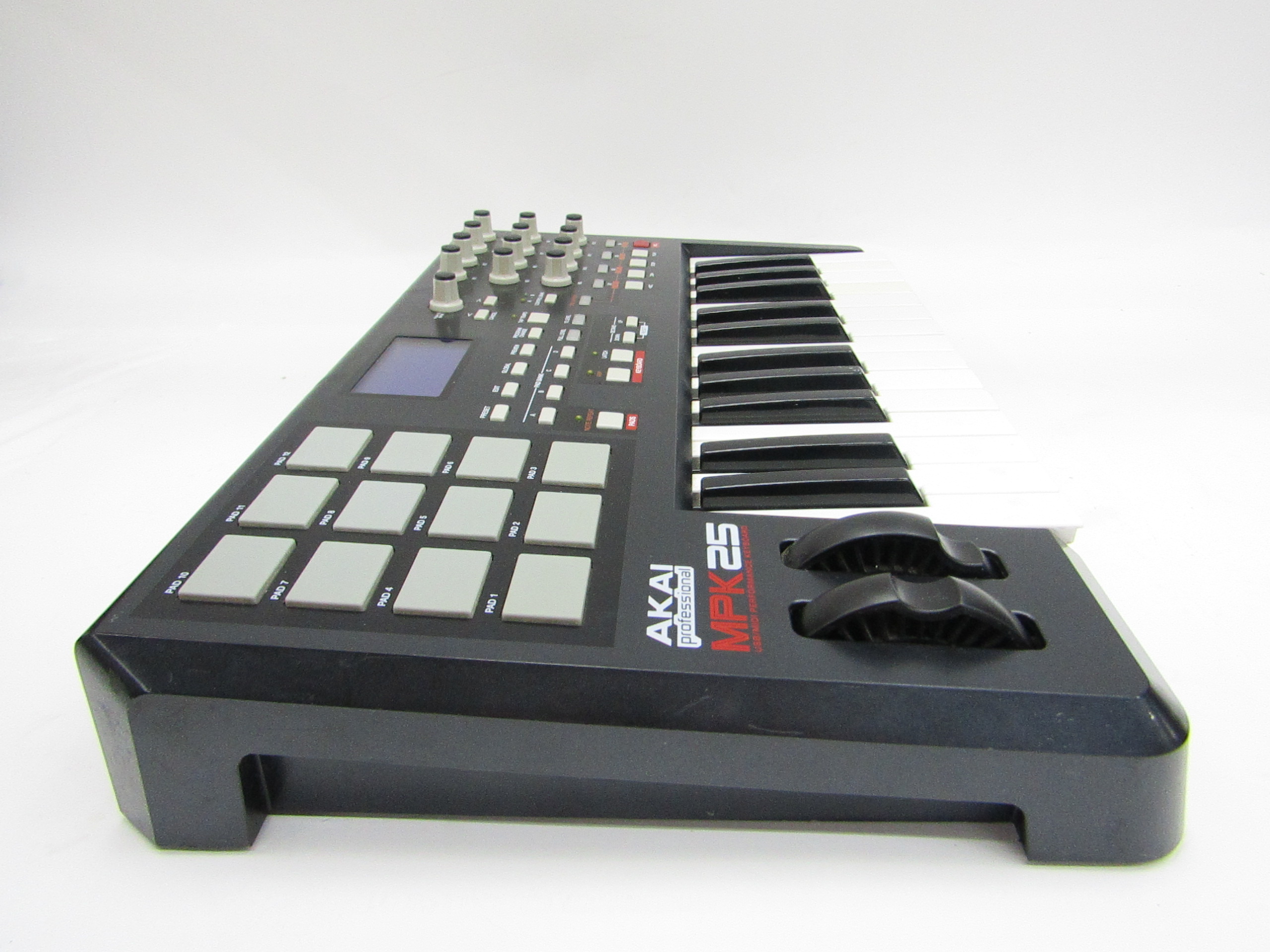 Amazon.com: Akai Professional MPK25 25-Key USB MIDI Keyboard