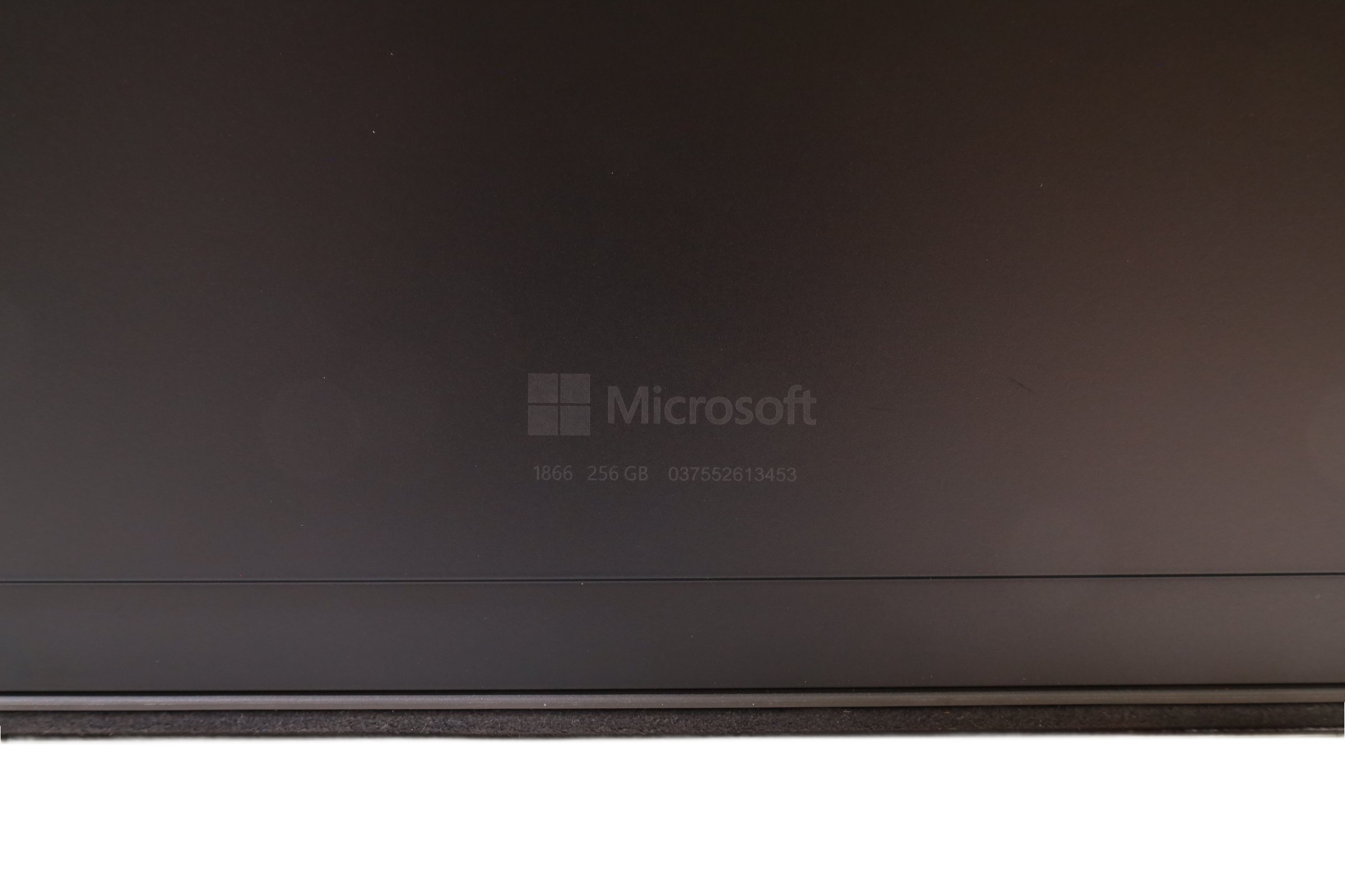 Microsoft Surface Pro 7 1866 Intel Core i5-1035G4 8GB RAM 256GB